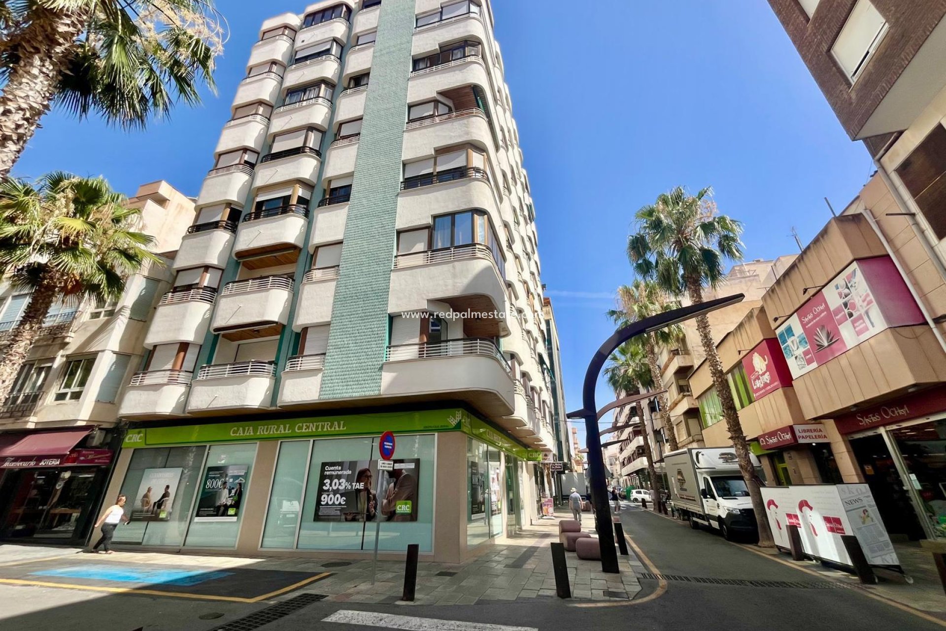 Resale - Apartment -
Torrevieja - Centro Torrevieja
