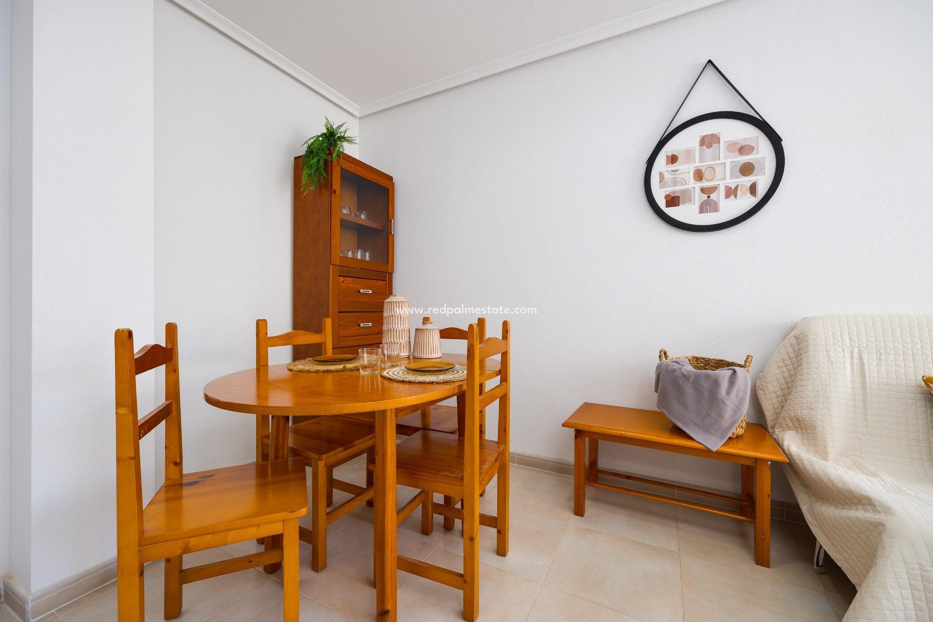 Resale - Apartment -
Torrevieja - Centro Torrevieja