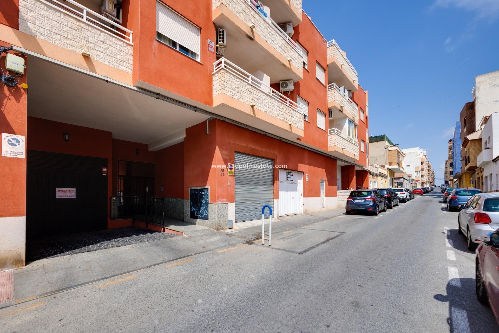 Resale - Apartment -
Torrevieja - Centro Torrevieja