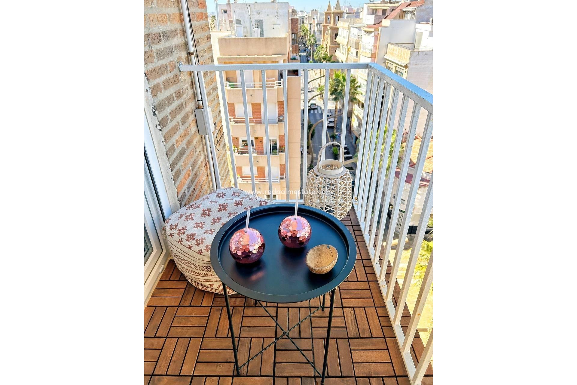Resale - Apartment -
Torrevieja - Centro Torrevieja