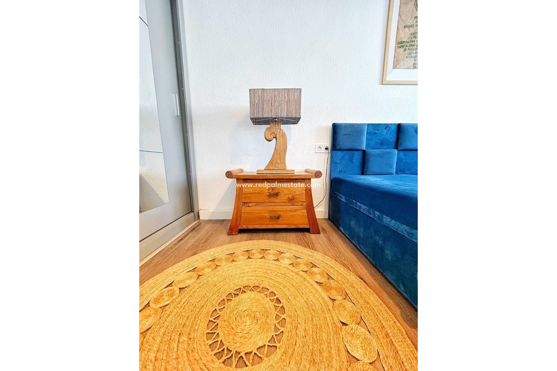 Resale - Apartment -
Torrevieja - Centro Torrevieja