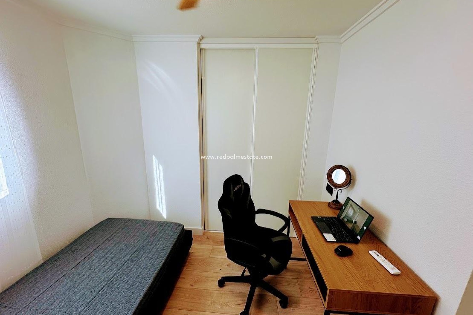 Resale - Apartment -
Torrevieja - Centro Torrevieja