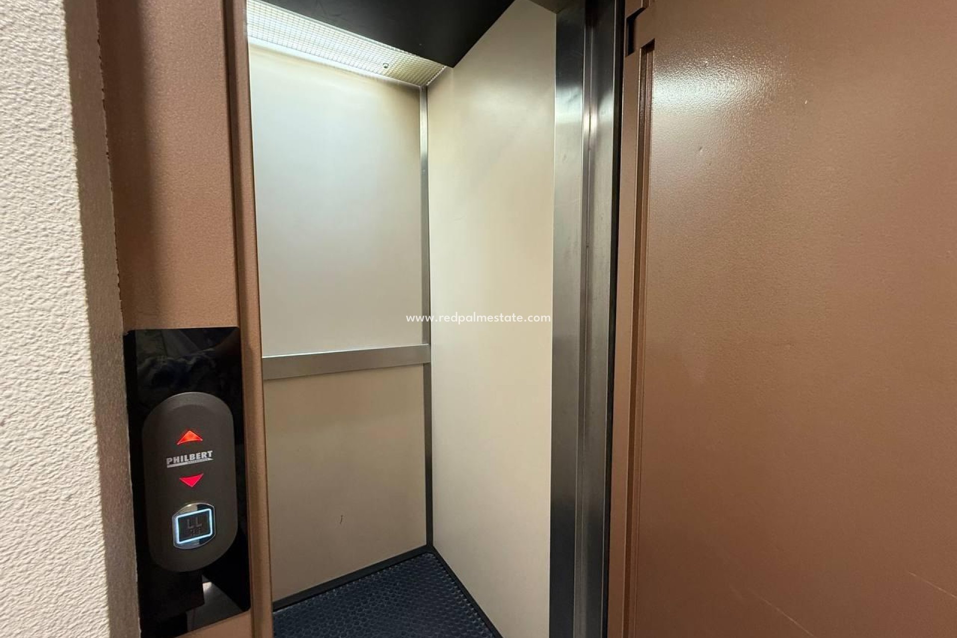 Resale - Apartment -
Torrevieja - Centro Torrevieja