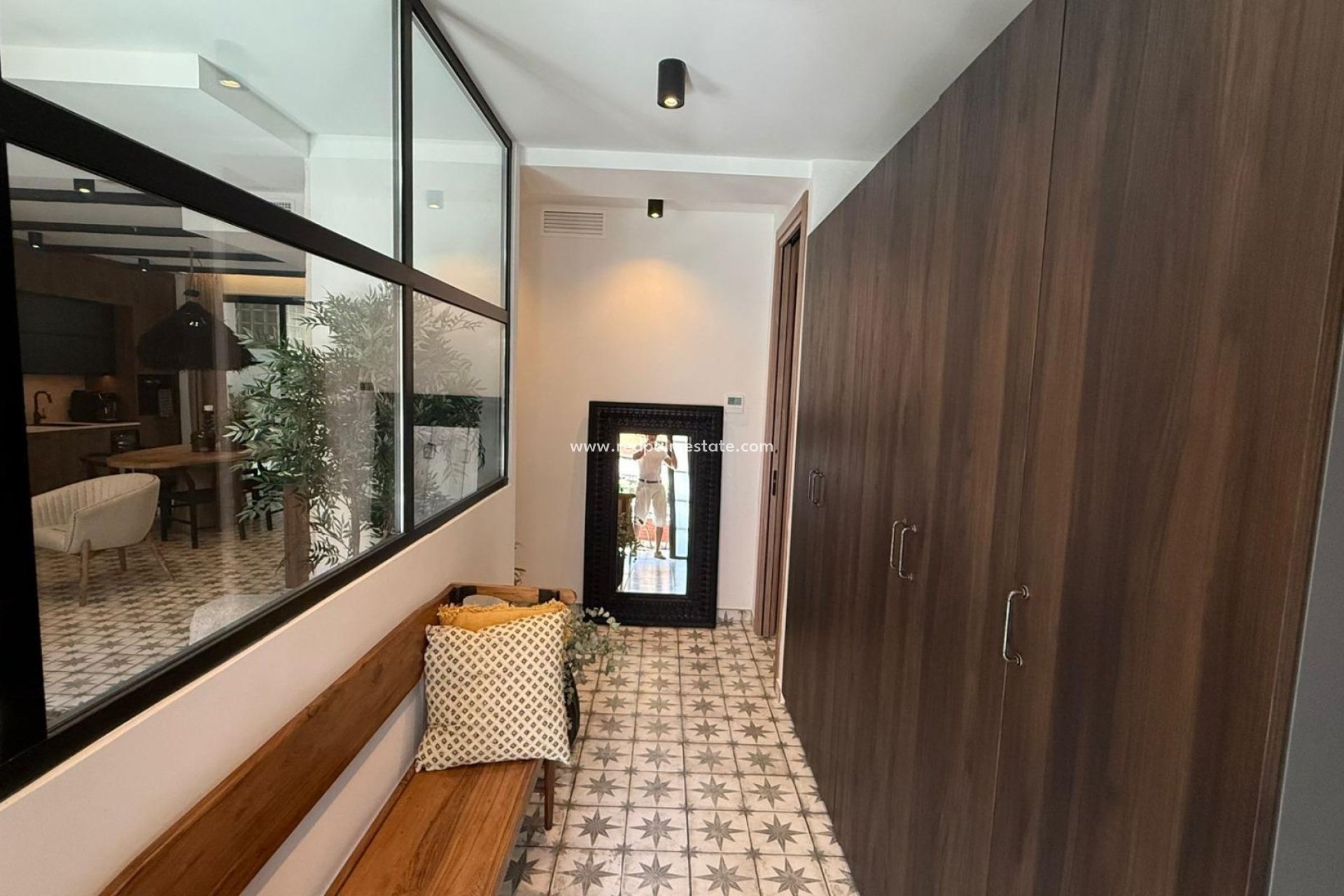 Resale - Apartment -
Torrevieja - Centro Torrevieja