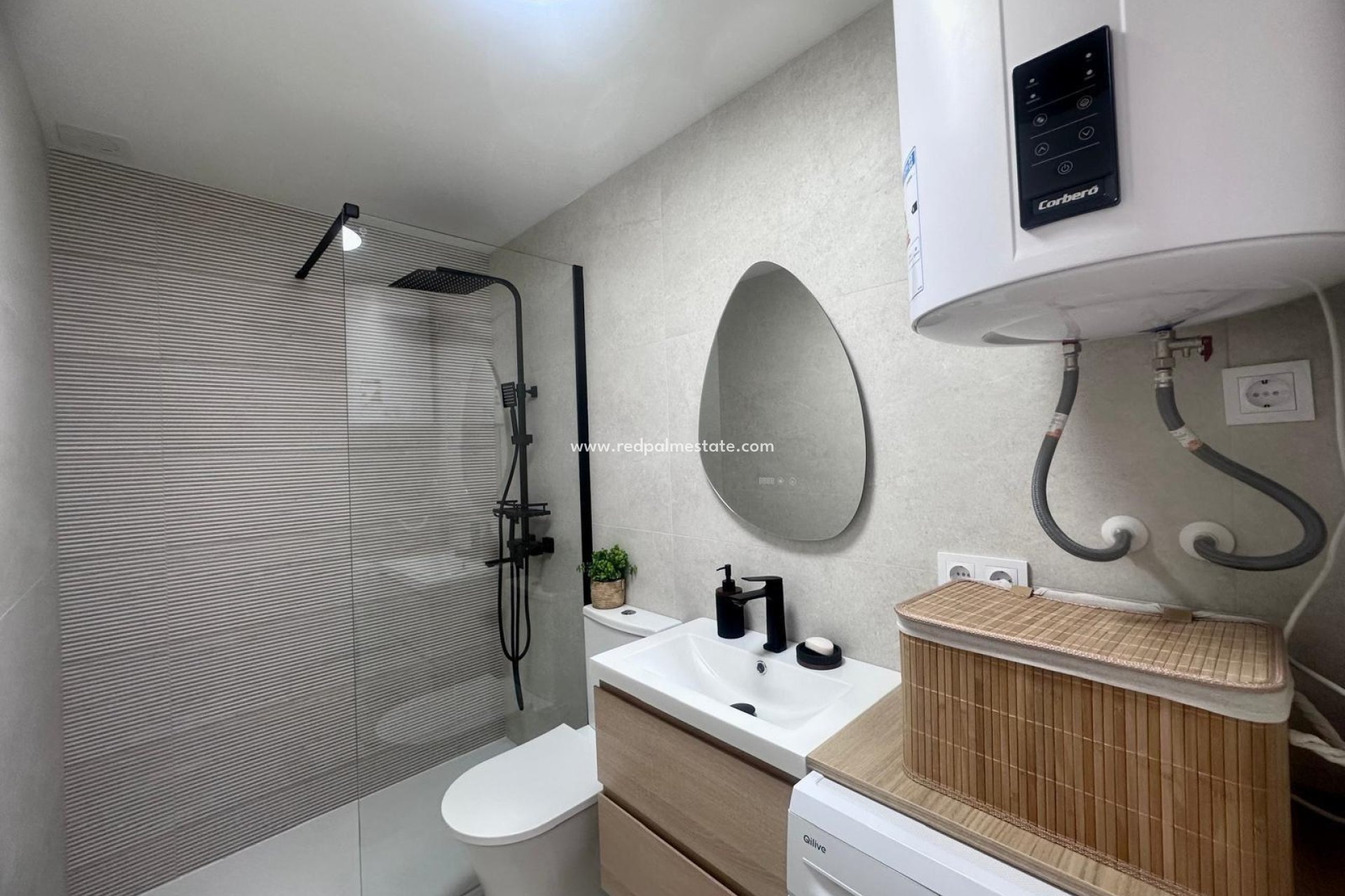 Resale - Apartment -
Torrevieja - Centro Torrevieja