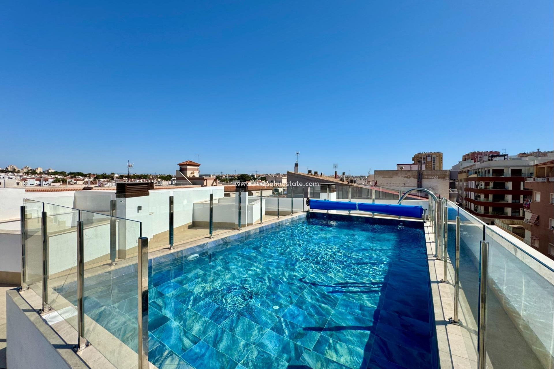 Resale - Apartment -
Torrevieja - Centro Torrevieja