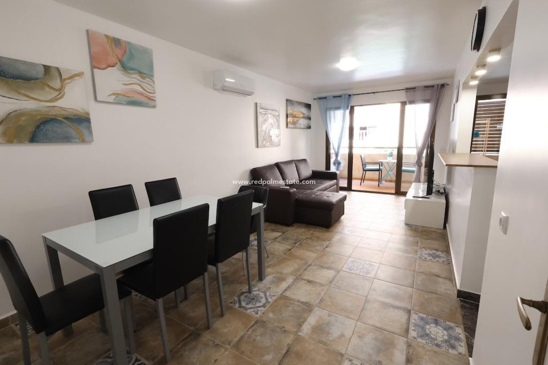 Resale - Apartment -
Torrevieja - Centro Torrevieja