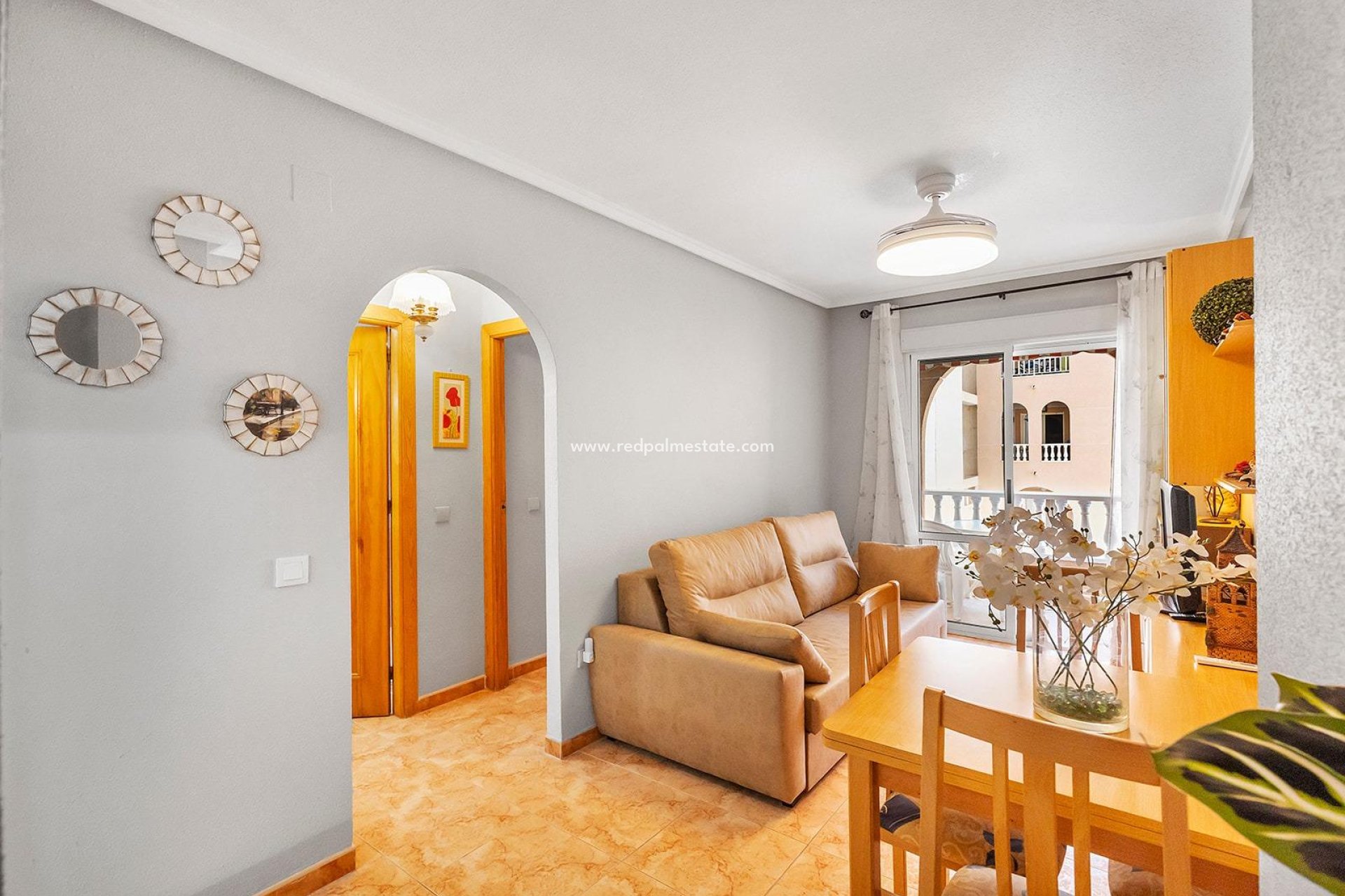 Resale - Apartment -
Torrevieja - Centro Torrevieja