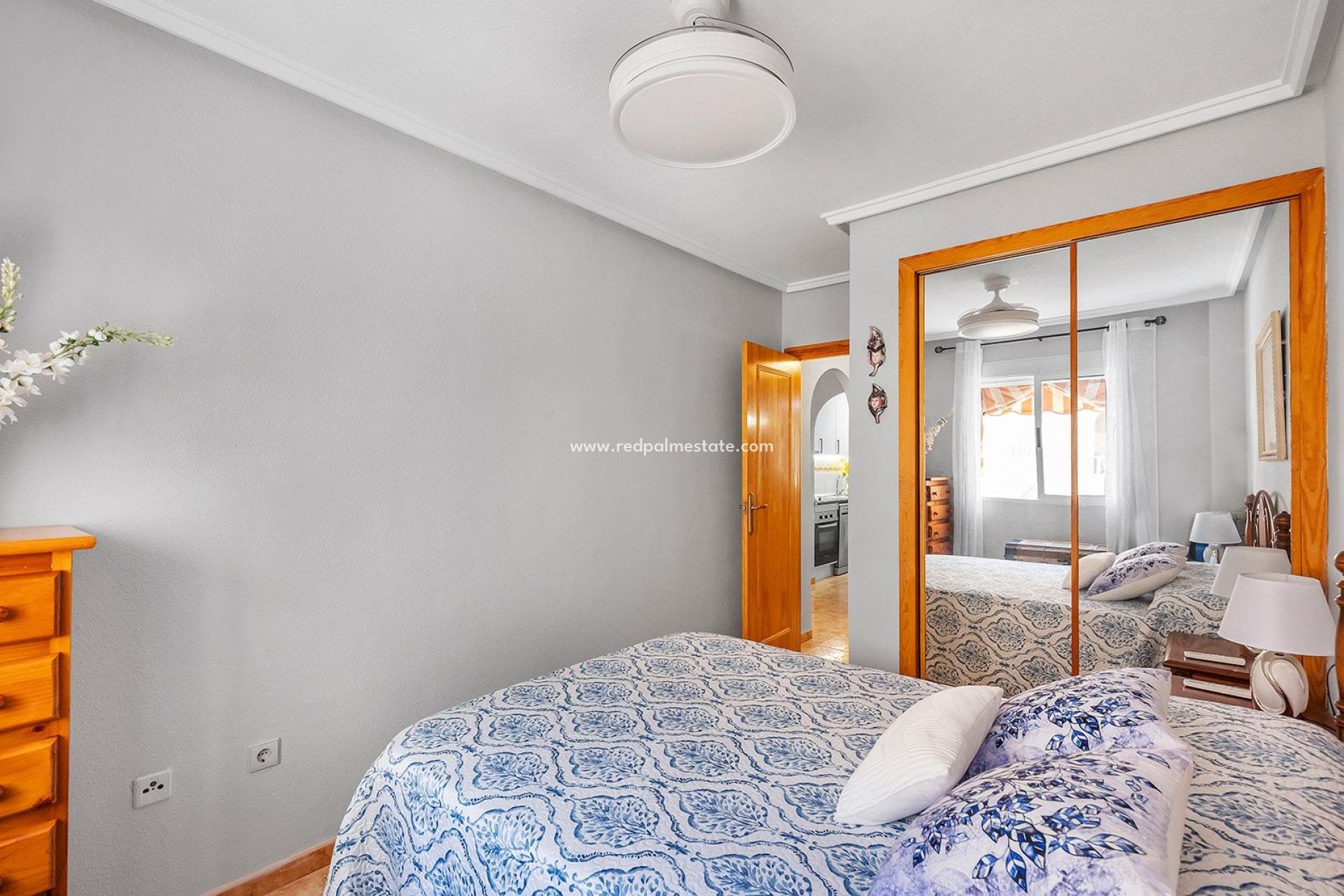 Resale - Apartment -
Torrevieja - Centro Torrevieja