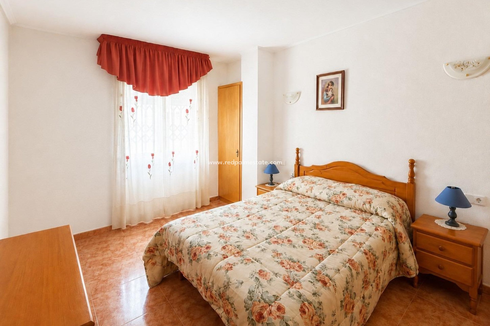 Resale - Apartment -
Torrevieja - Centro Torrevieja