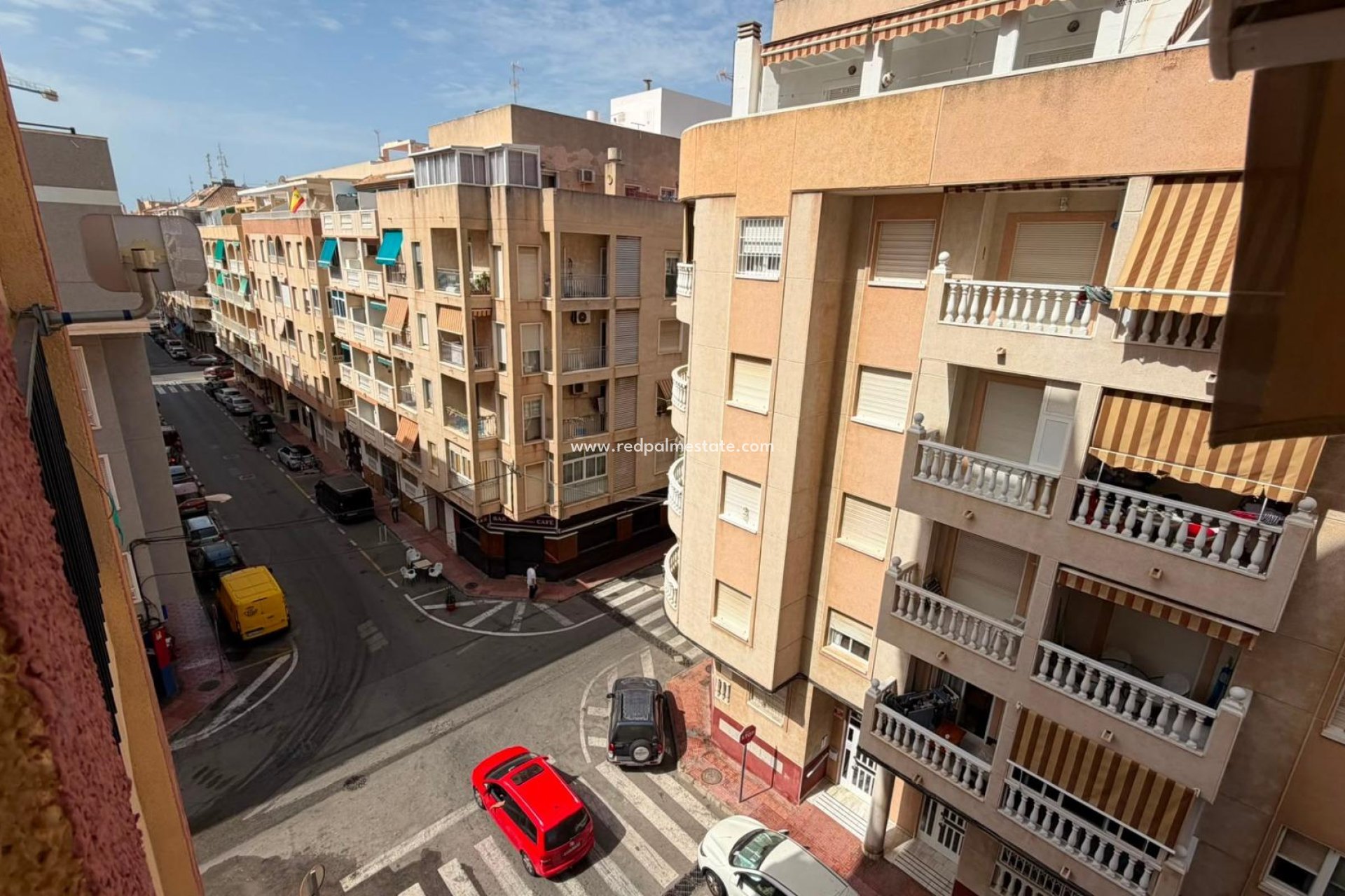 Resale - Apartment -
Torrevieja - Centro Torrevieja