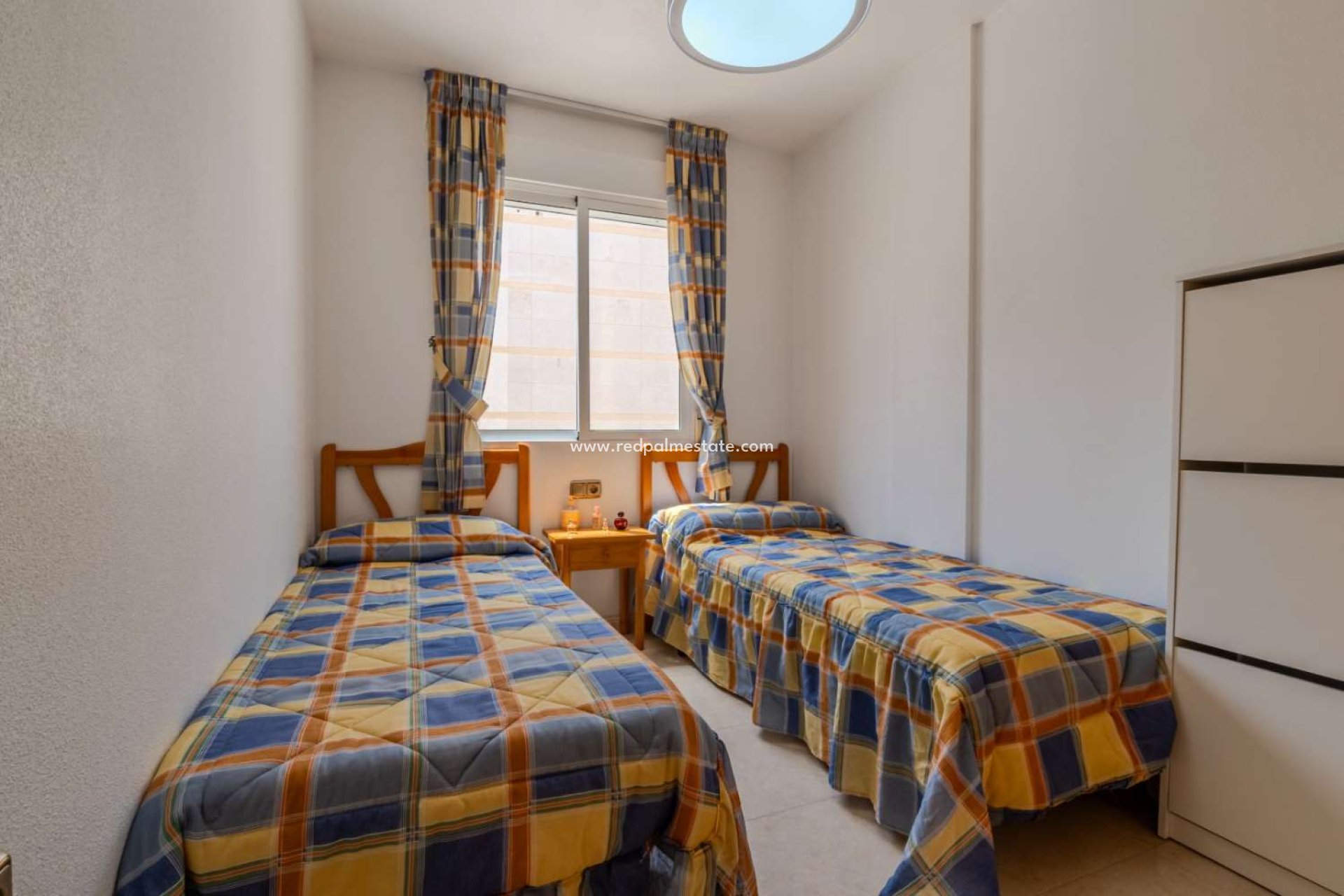 Resale - Apartment -
Torrevieja - Centro Torrevieja