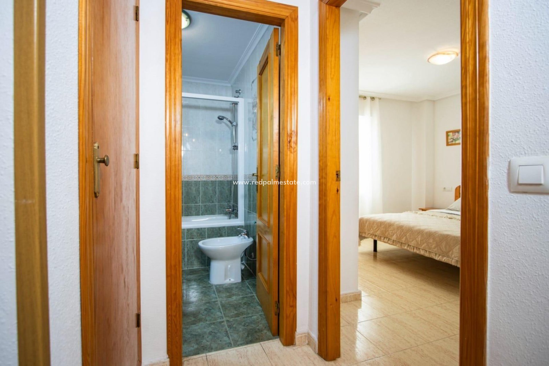 Resale - Apartment -
Torrevieja - Centro Torrevieja