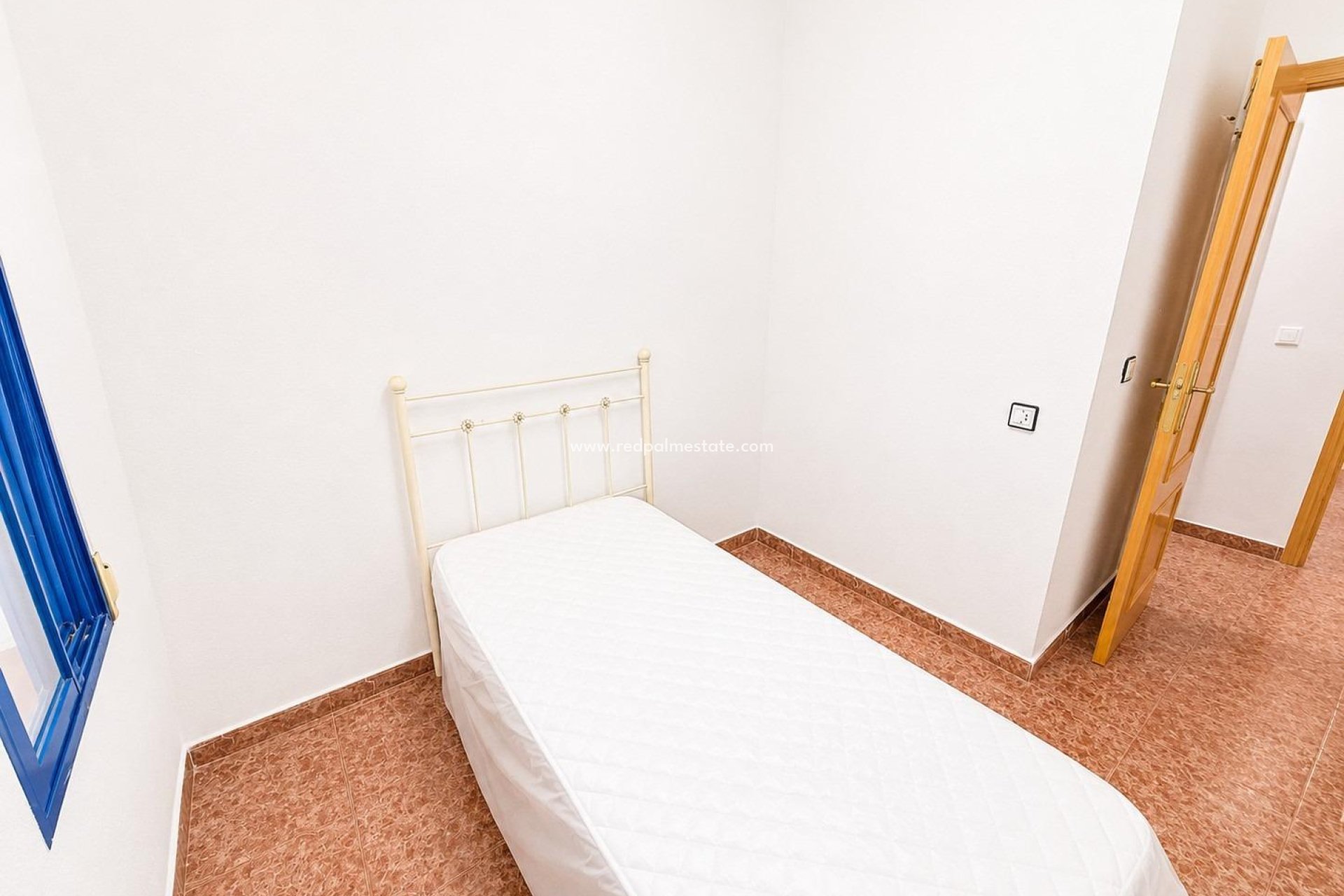 Resale - Apartment -
Torrevieja - Centro Torrevieja