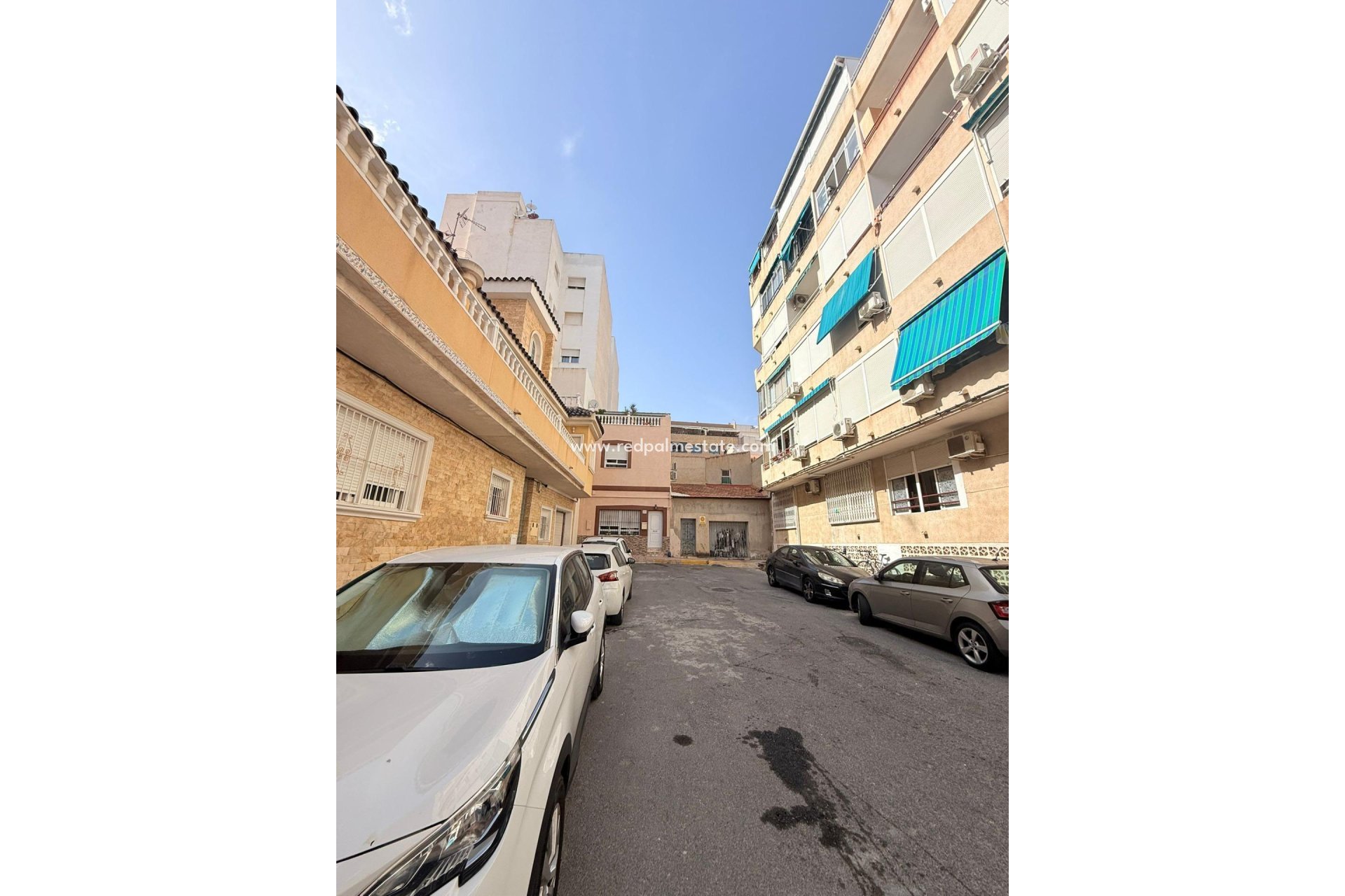 Resale - Apartment -
Torrevieja - Centro Torrevieja