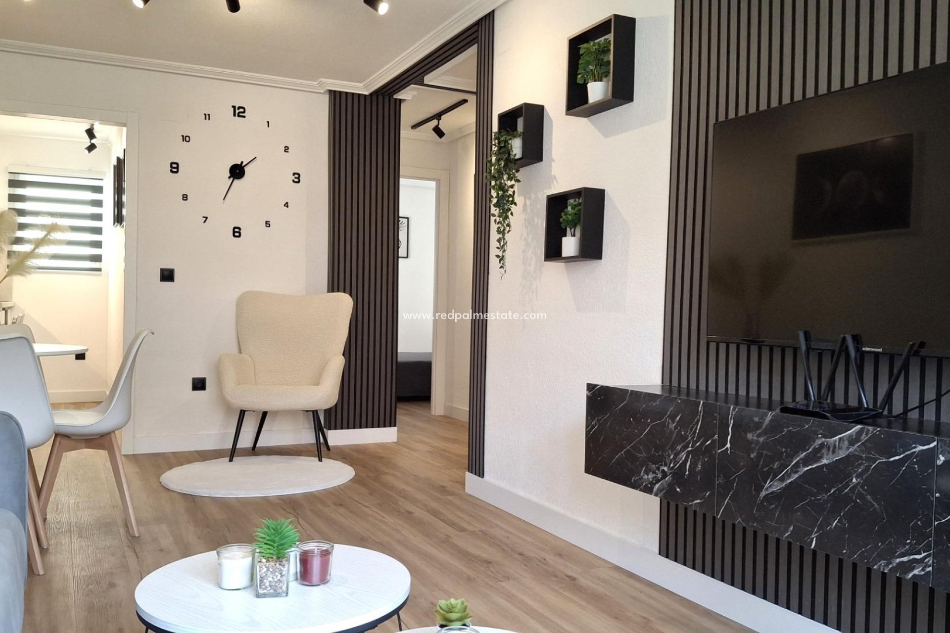 Resale - Apartment -
Torrevieja - Centro Torrevieja