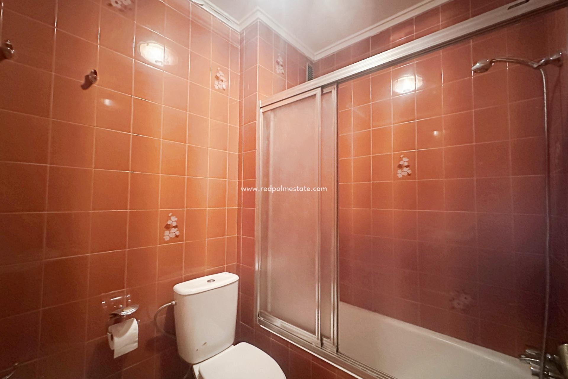 Resale - Apartment -
Torrevieja - Centro Torrevieja