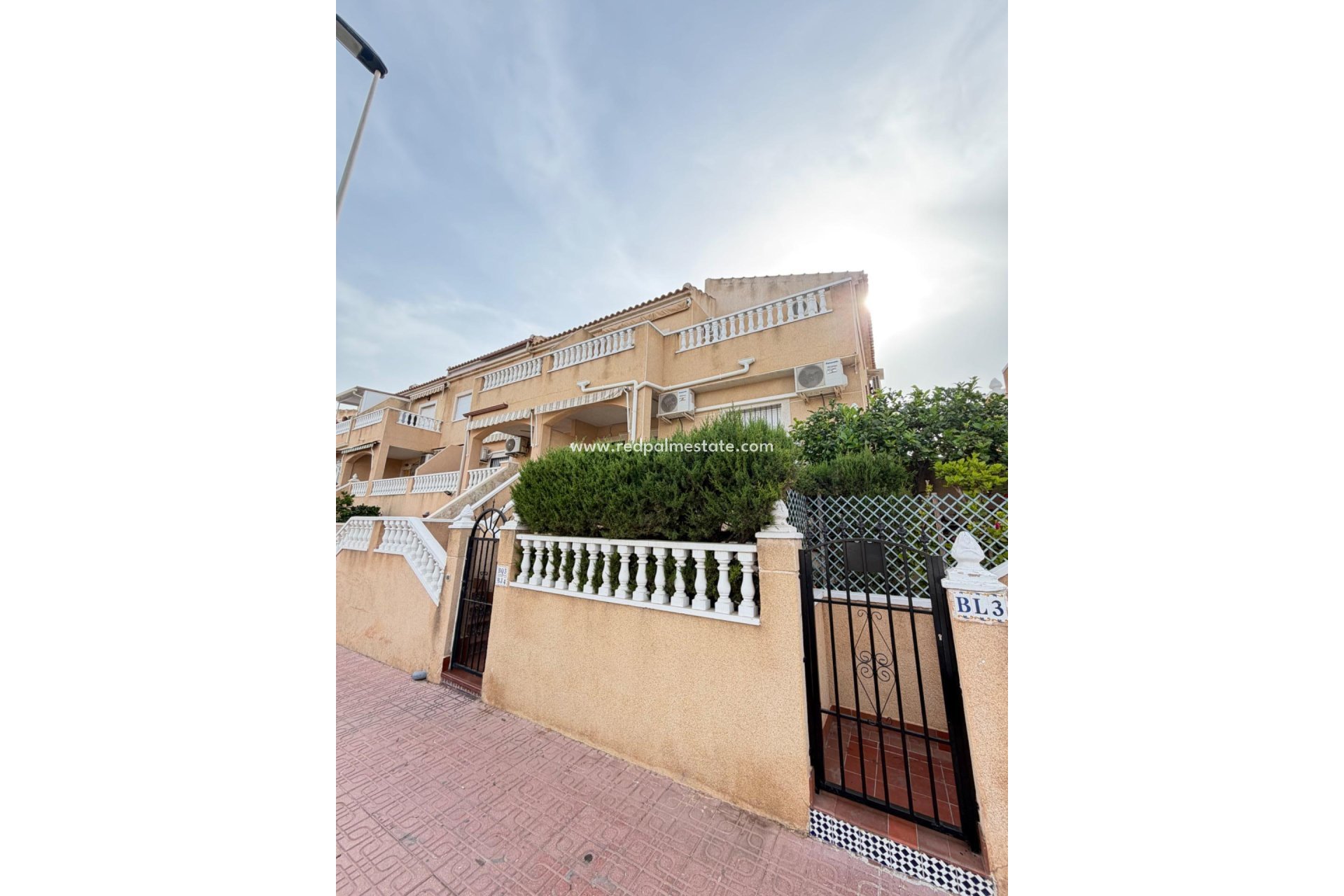 Resale - Apartment -
Torrevieja - Centro Torrevieja