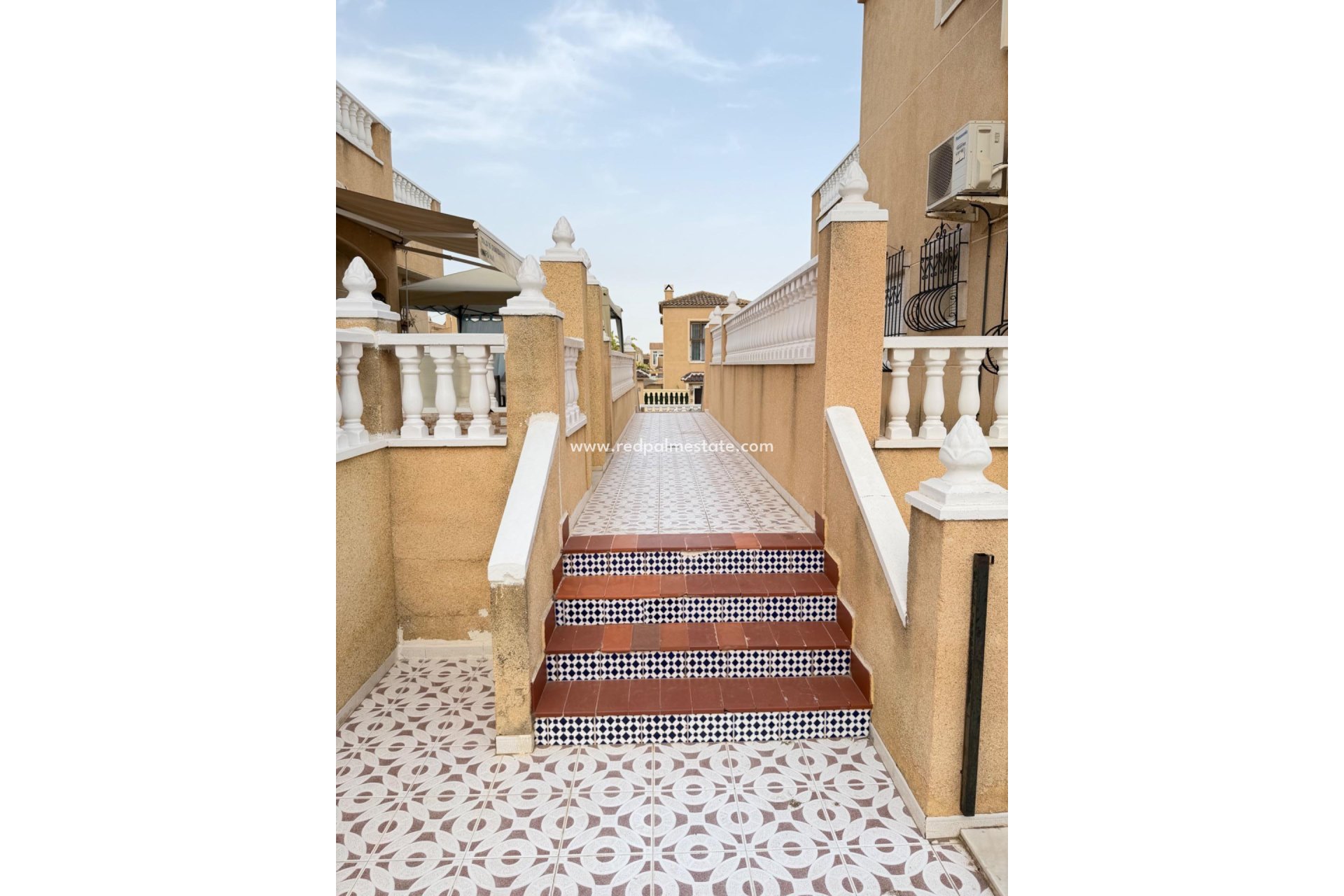 Resale - Apartment -
Torrevieja - Centro Torrevieja