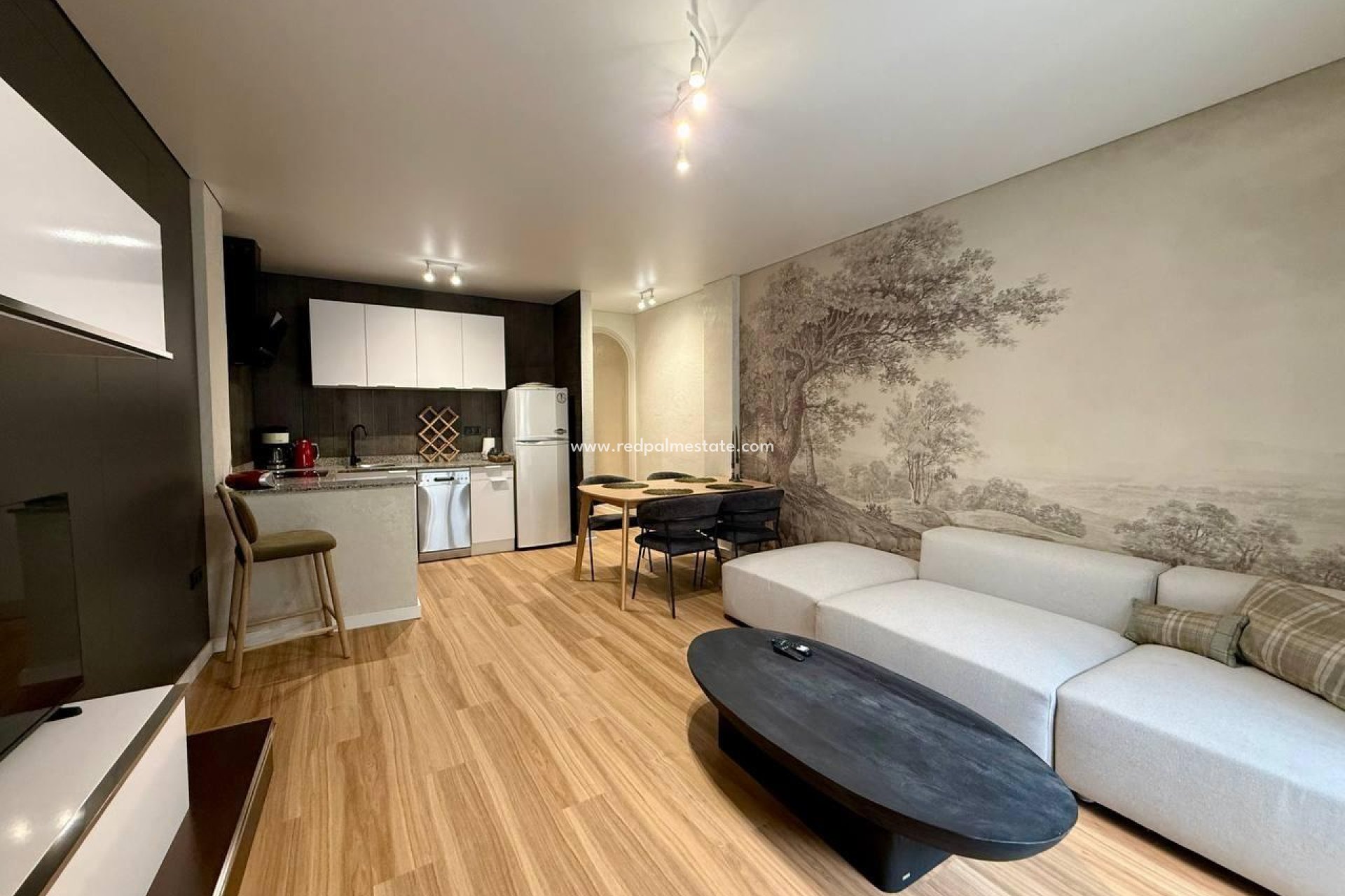 Resale - Apartment -
Torrevieja - Centro Torrevieja