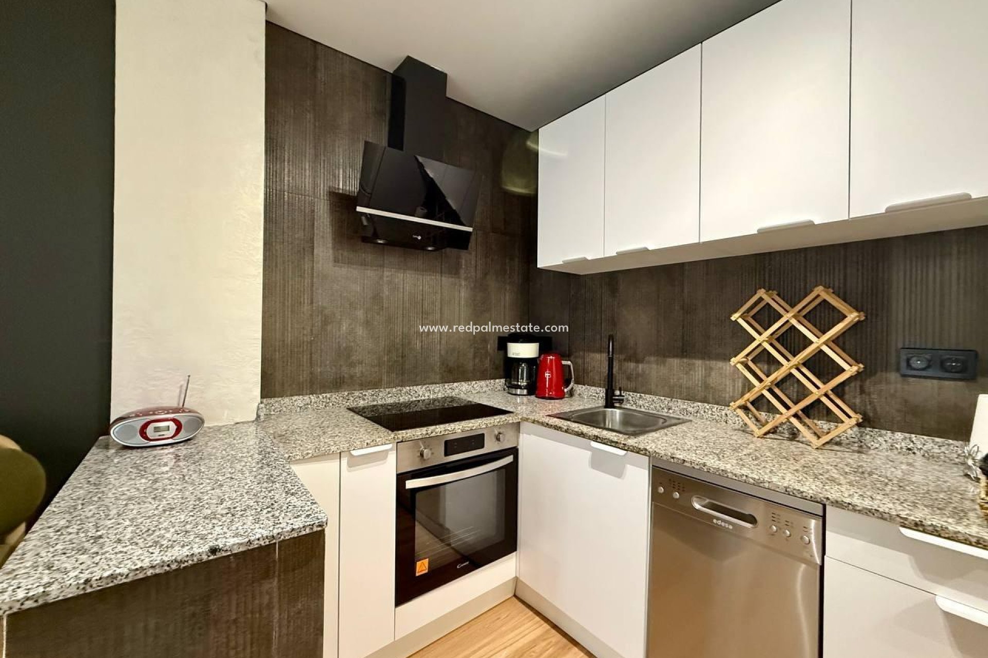 Resale - Apartment -
Torrevieja - Centro Torrevieja