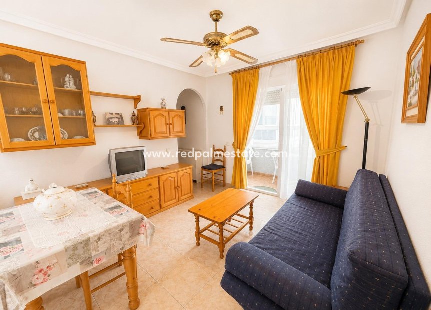 Resale - Apartment -
Torrevieja - Centro Torrevieja