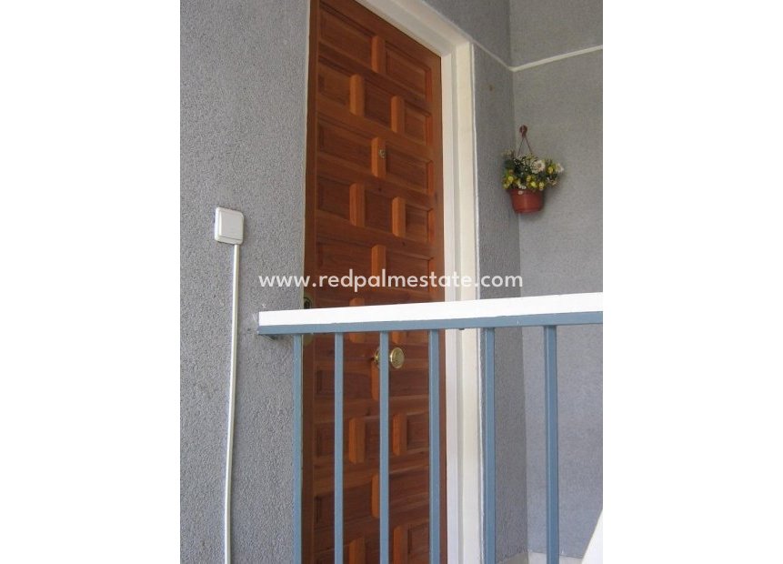 Resale - Apartment -
Torrevieja - Centro Torrevieja