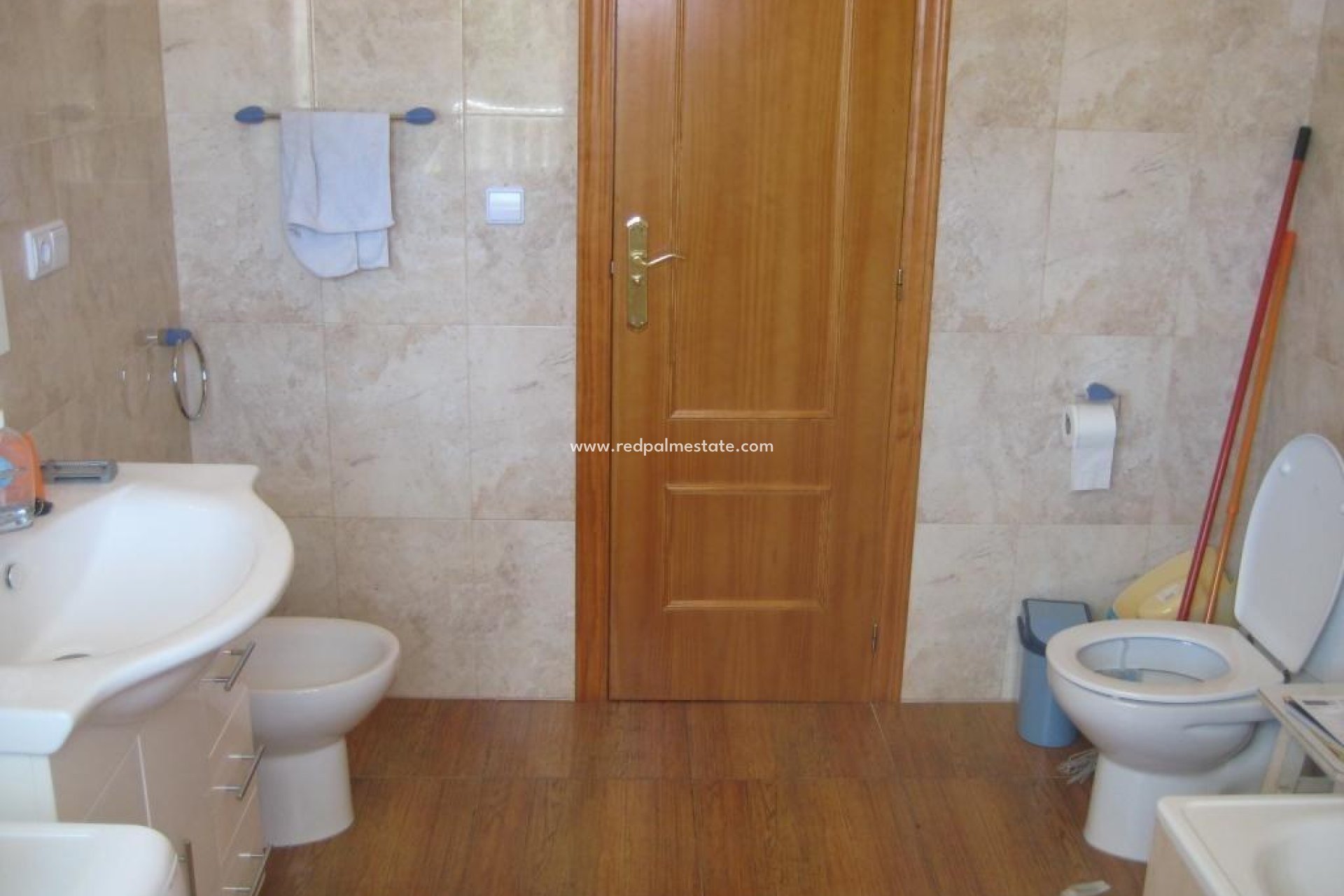 Resale - Apartment -
Torrevieja - Centro Torrevieja