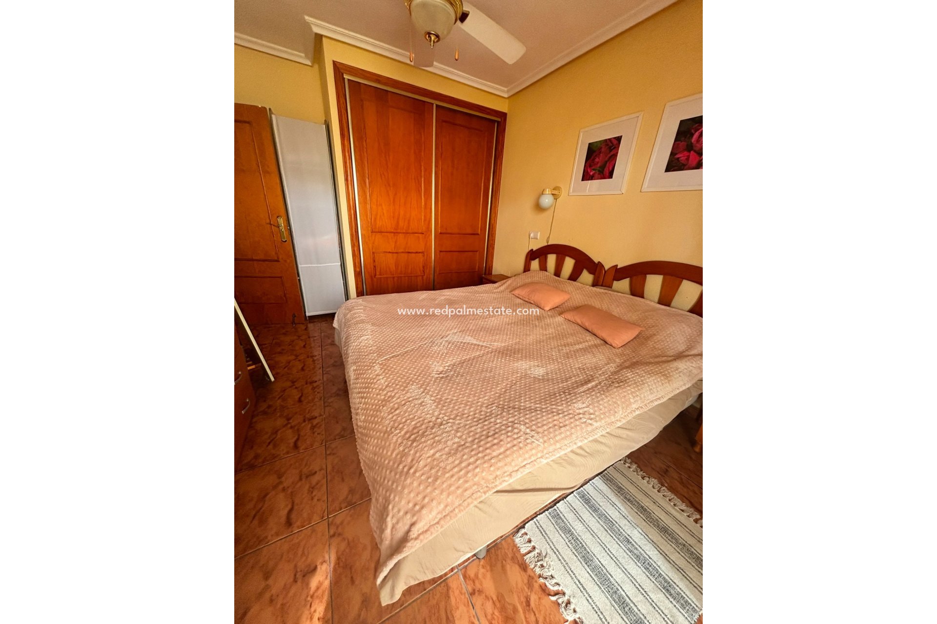 Resale - Apartment -
Torrevieja - Centro Torrevieja