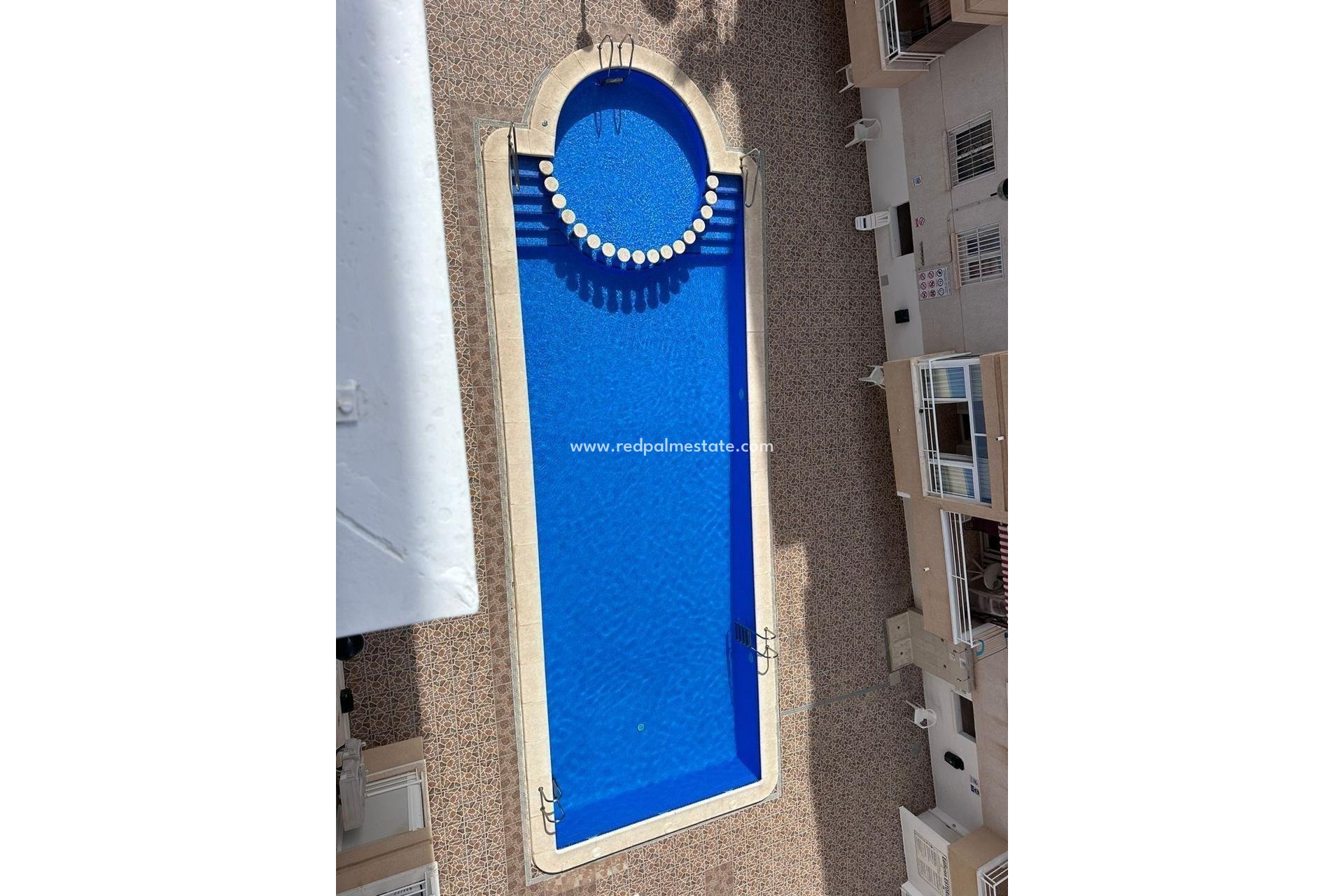 Resale - Apartment -
Torrevieja - Centro Torrevieja