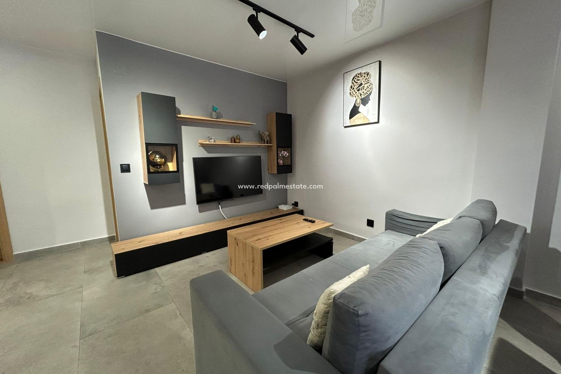 Resale - Apartment -
Torrevieja - Centro Torrevieja