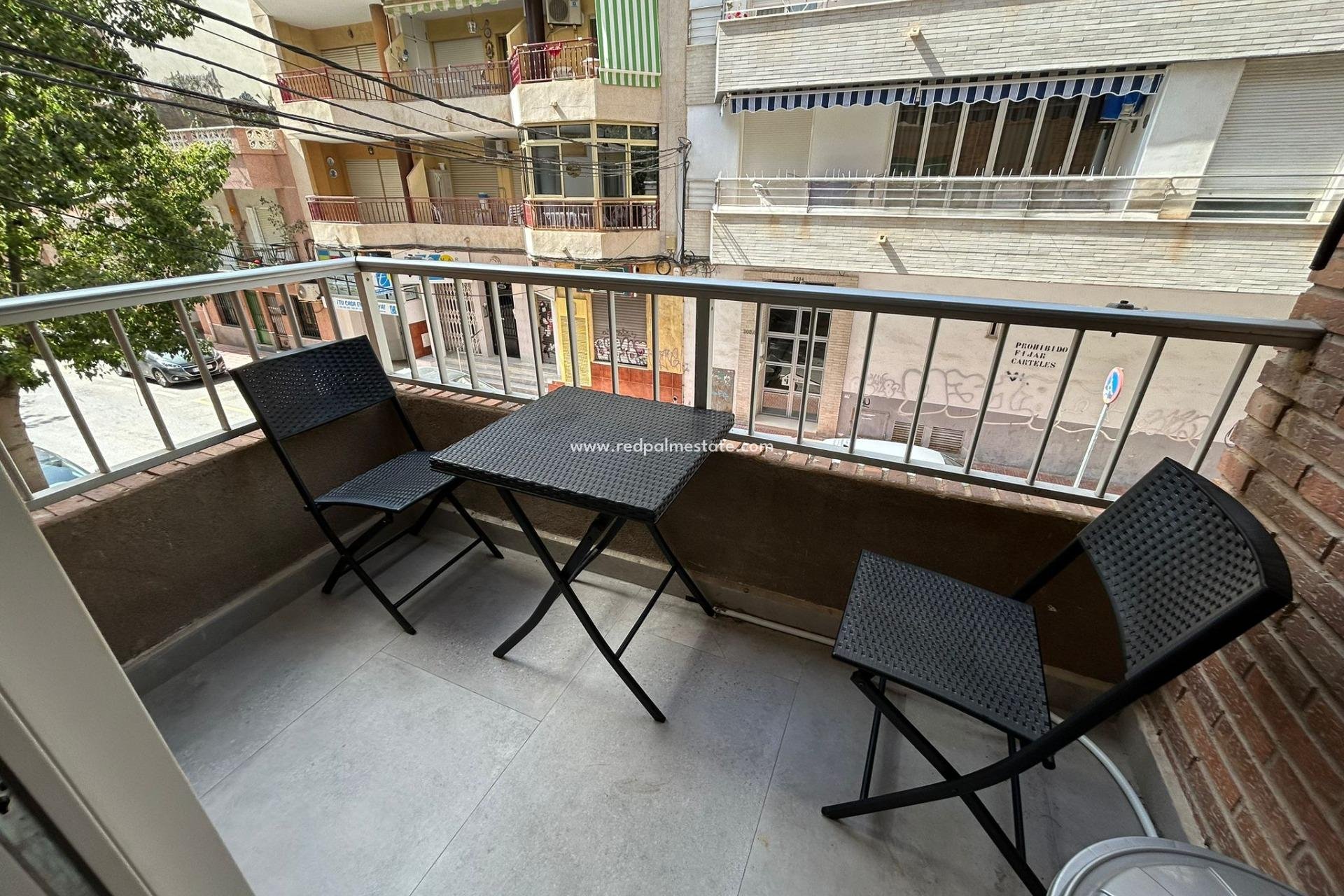 Resale - Apartment -
Torrevieja - Centro Torrevieja
