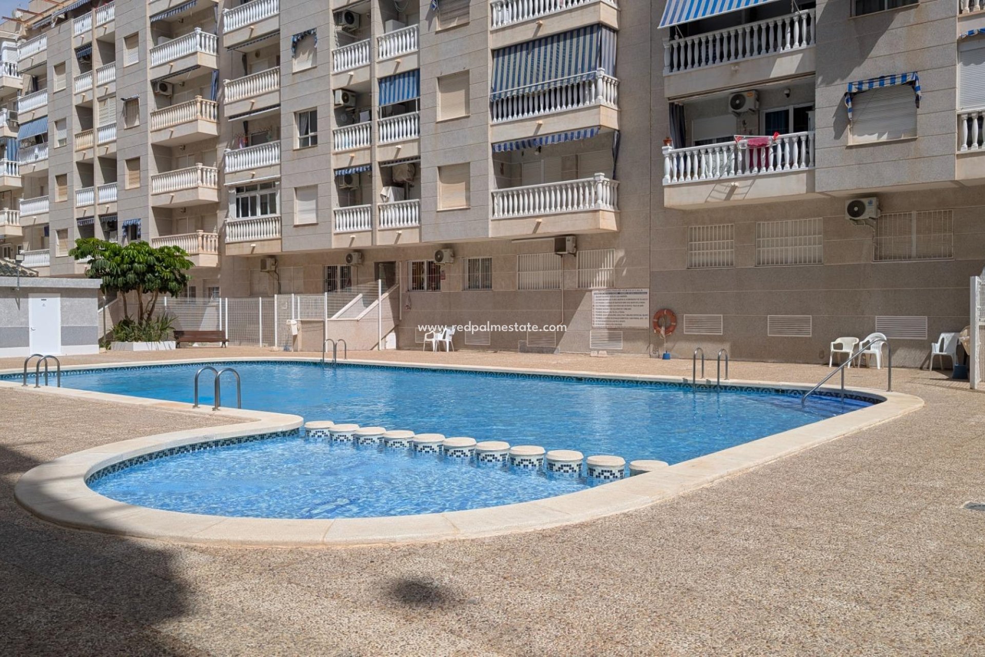 Resale - Apartment -
Torrevieja - Centro Torrevieja