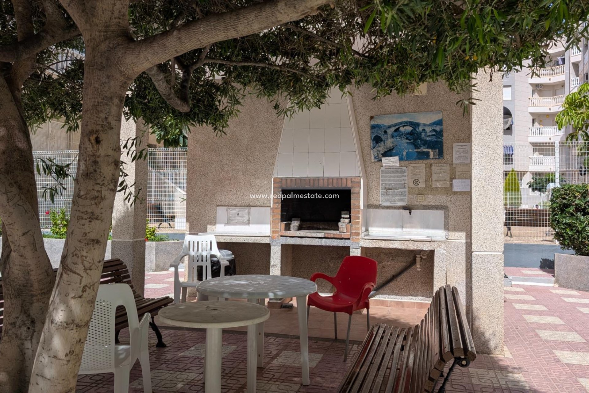 Resale - Apartment -
Torrevieja - Centro Torrevieja