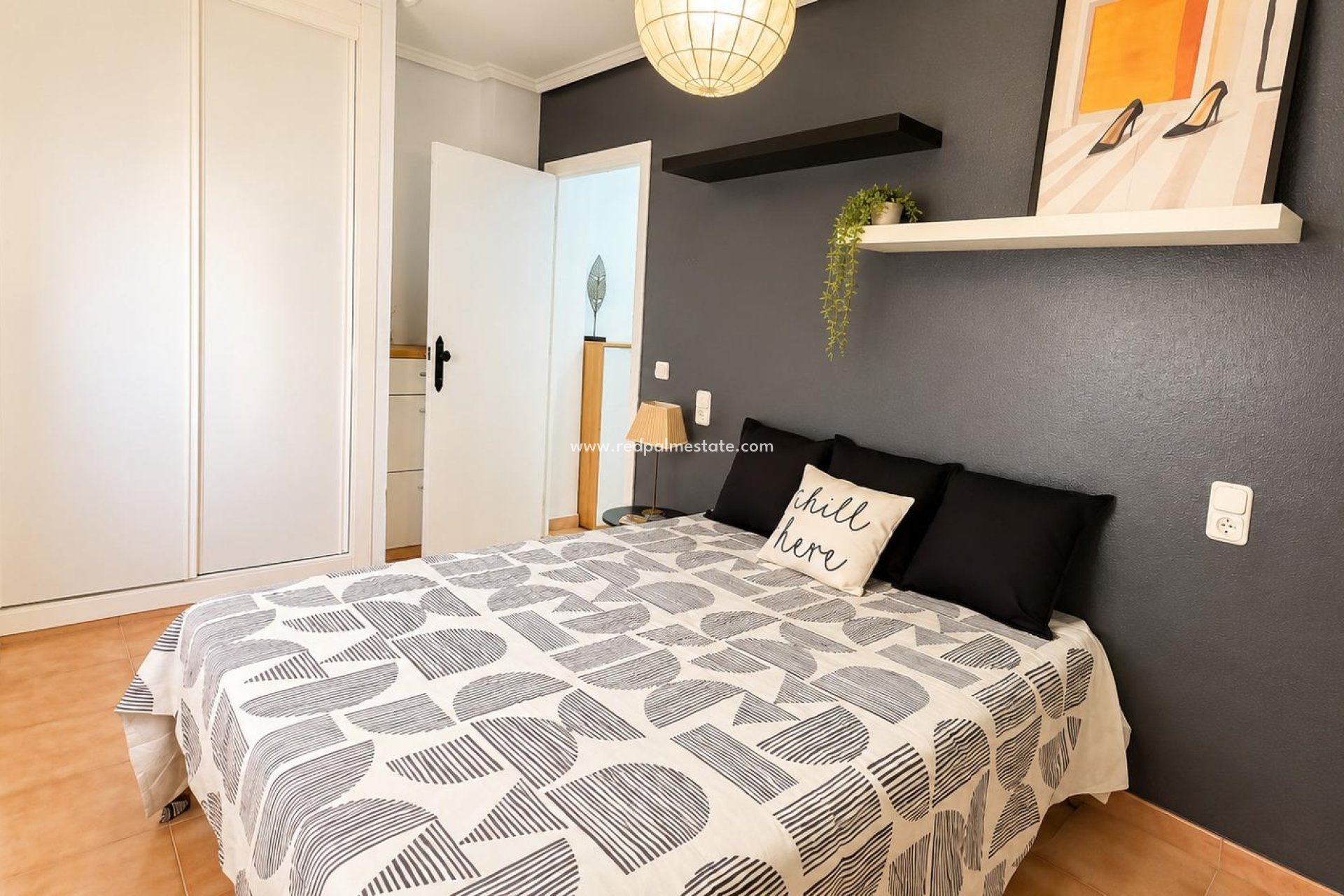 Resale - Apartment -
Torrevieja - Centro Torrevieja