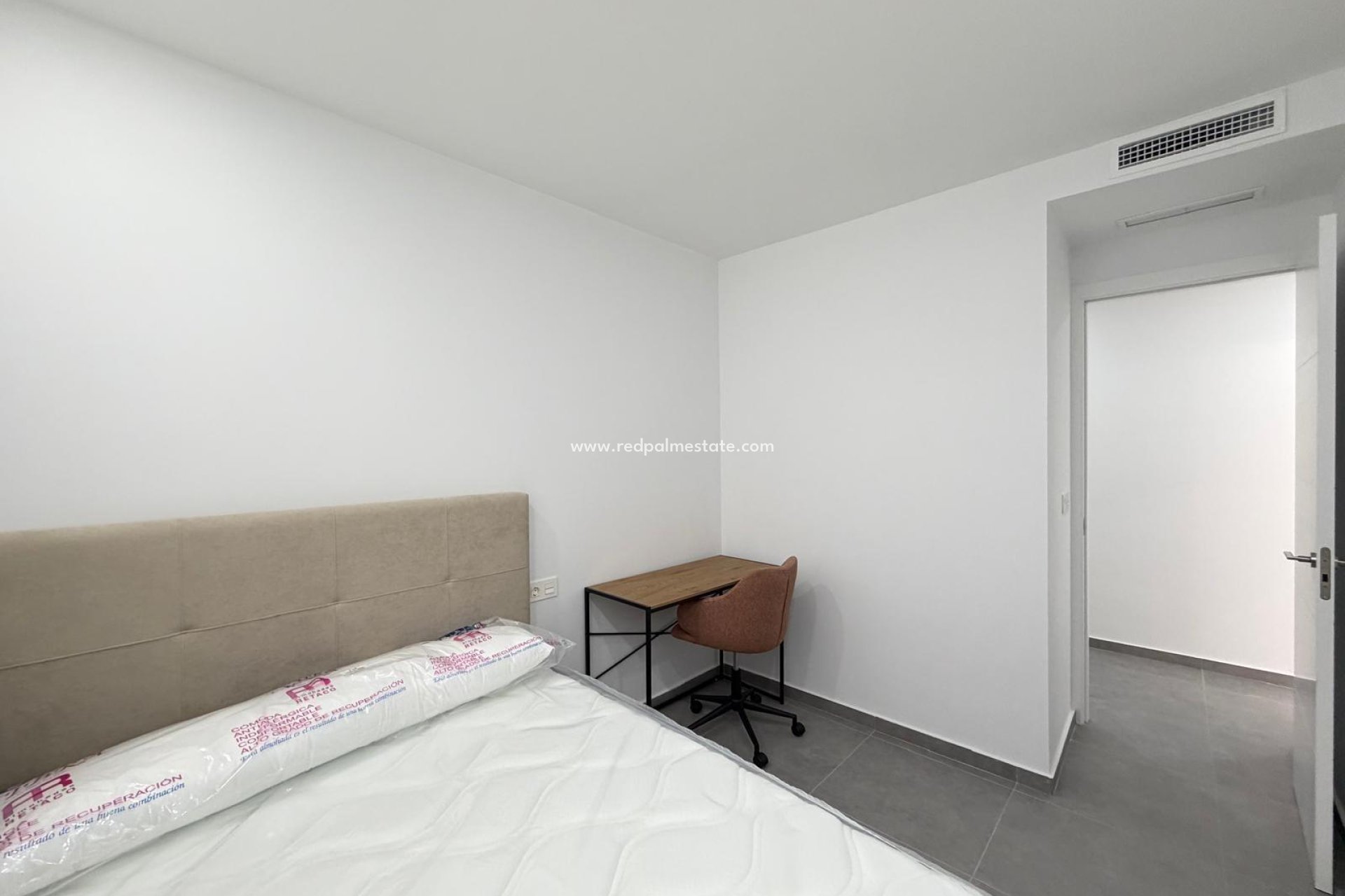 Resale - Apartment -
Torrevieja - Centro Torrevieja