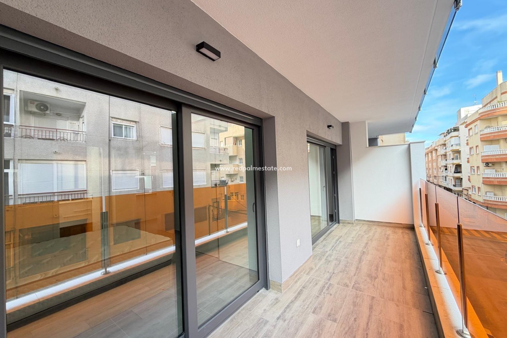 Resale - Apartment -
Torrevieja - Centro Torrevieja