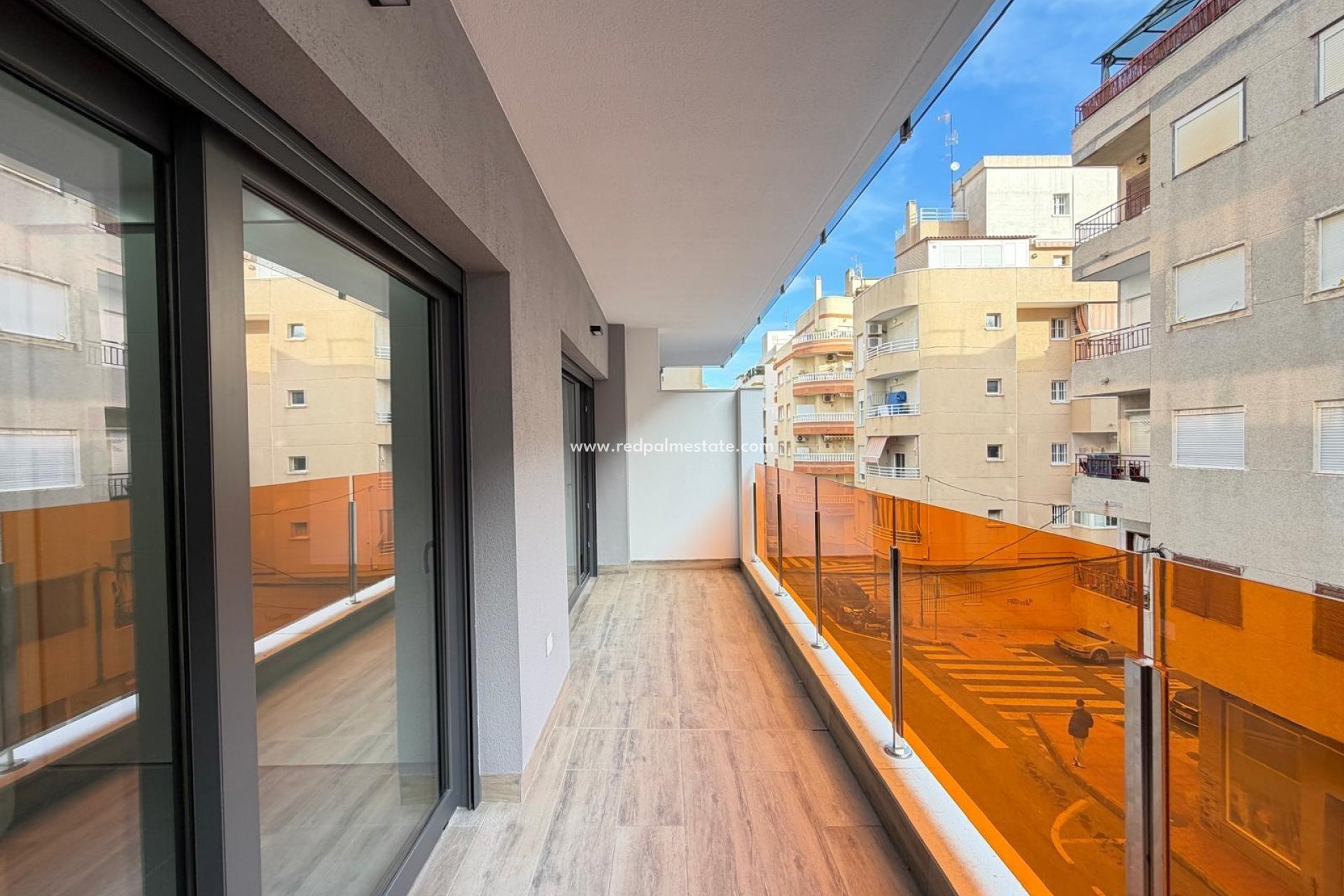 Resale - Apartment -
Torrevieja - Centro Torrevieja