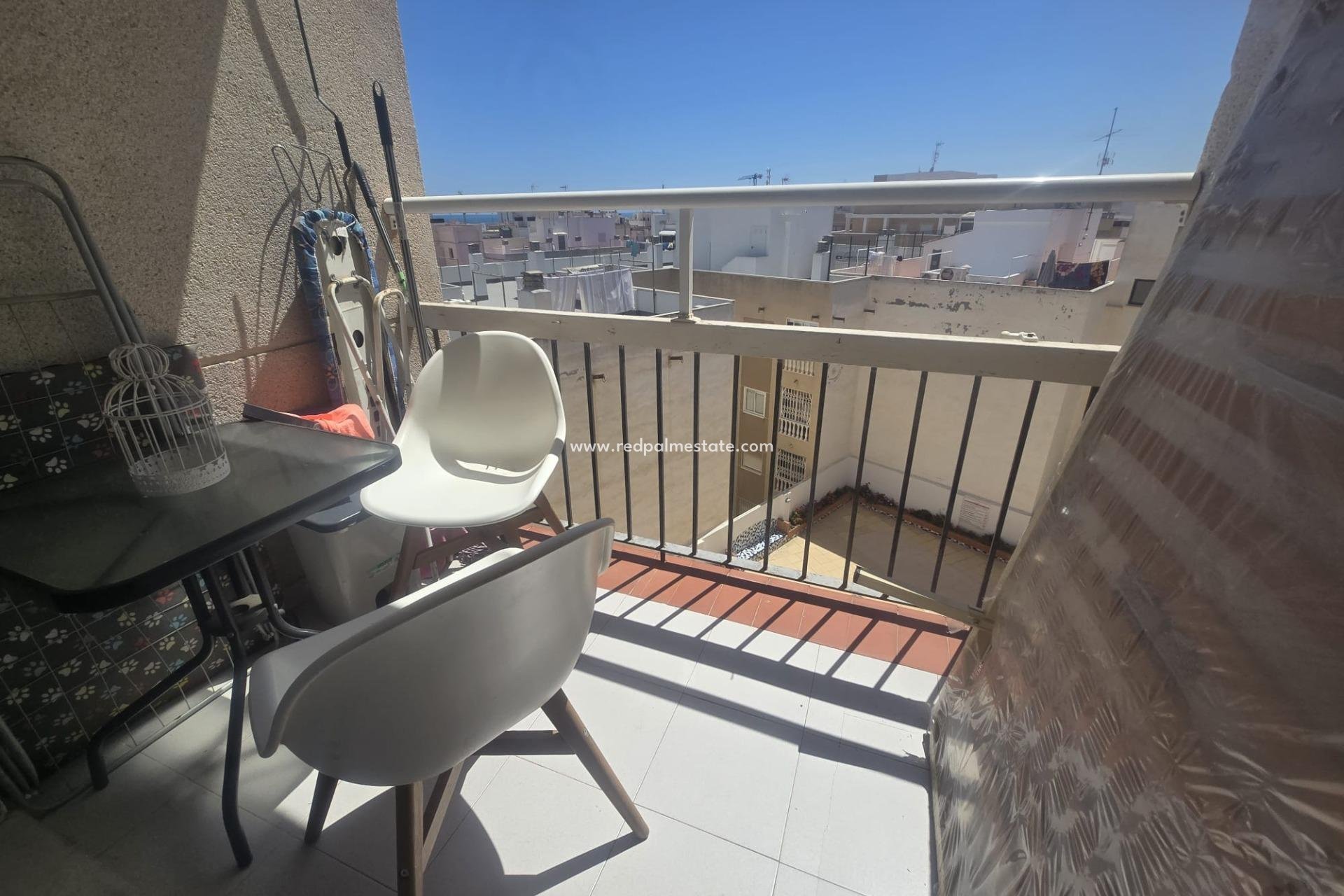 Resale - Apartment -
Torrevieja - Centro Torrevieja