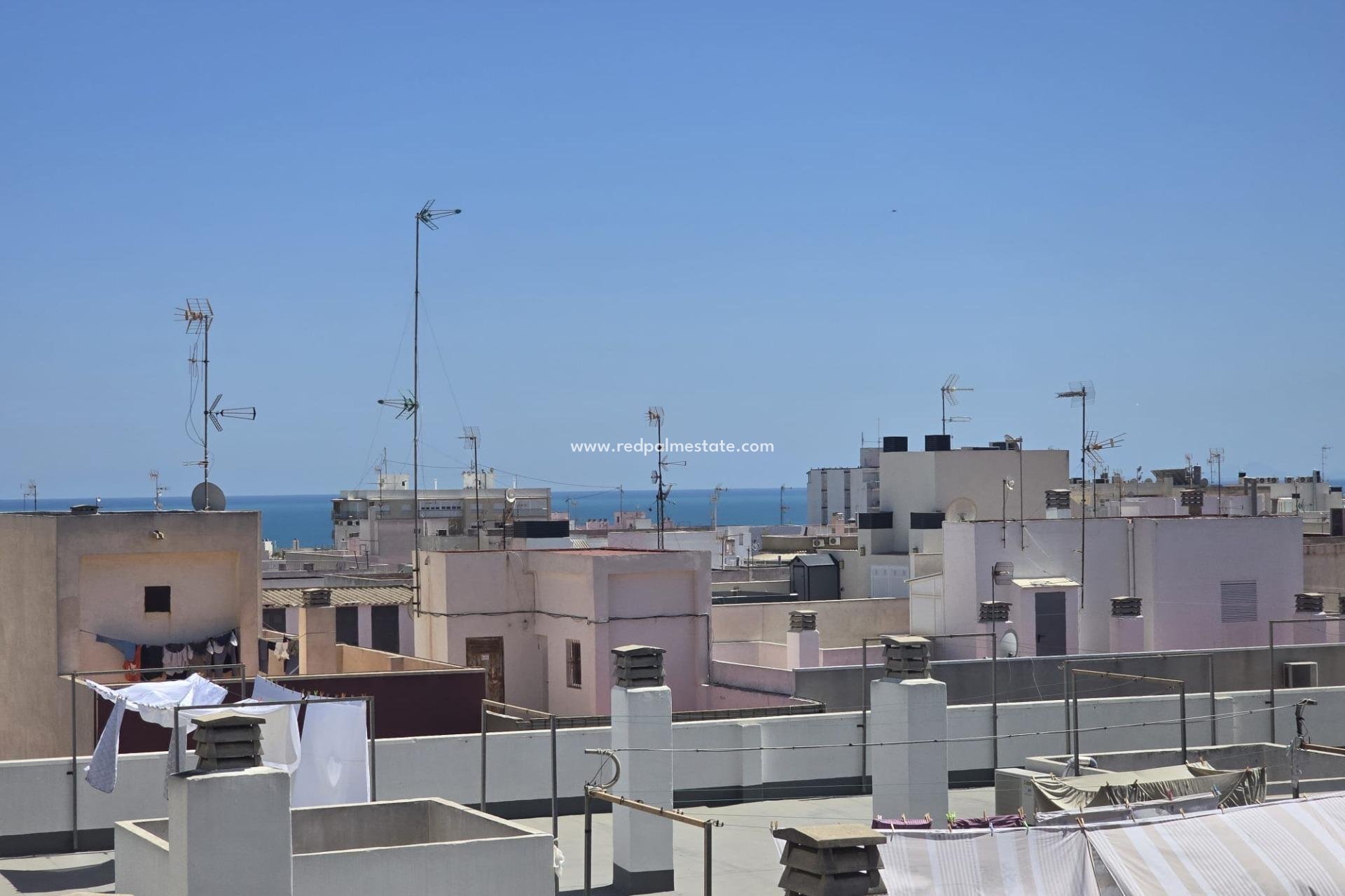 Resale - Apartment -
Torrevieja - Centro Torrevieja