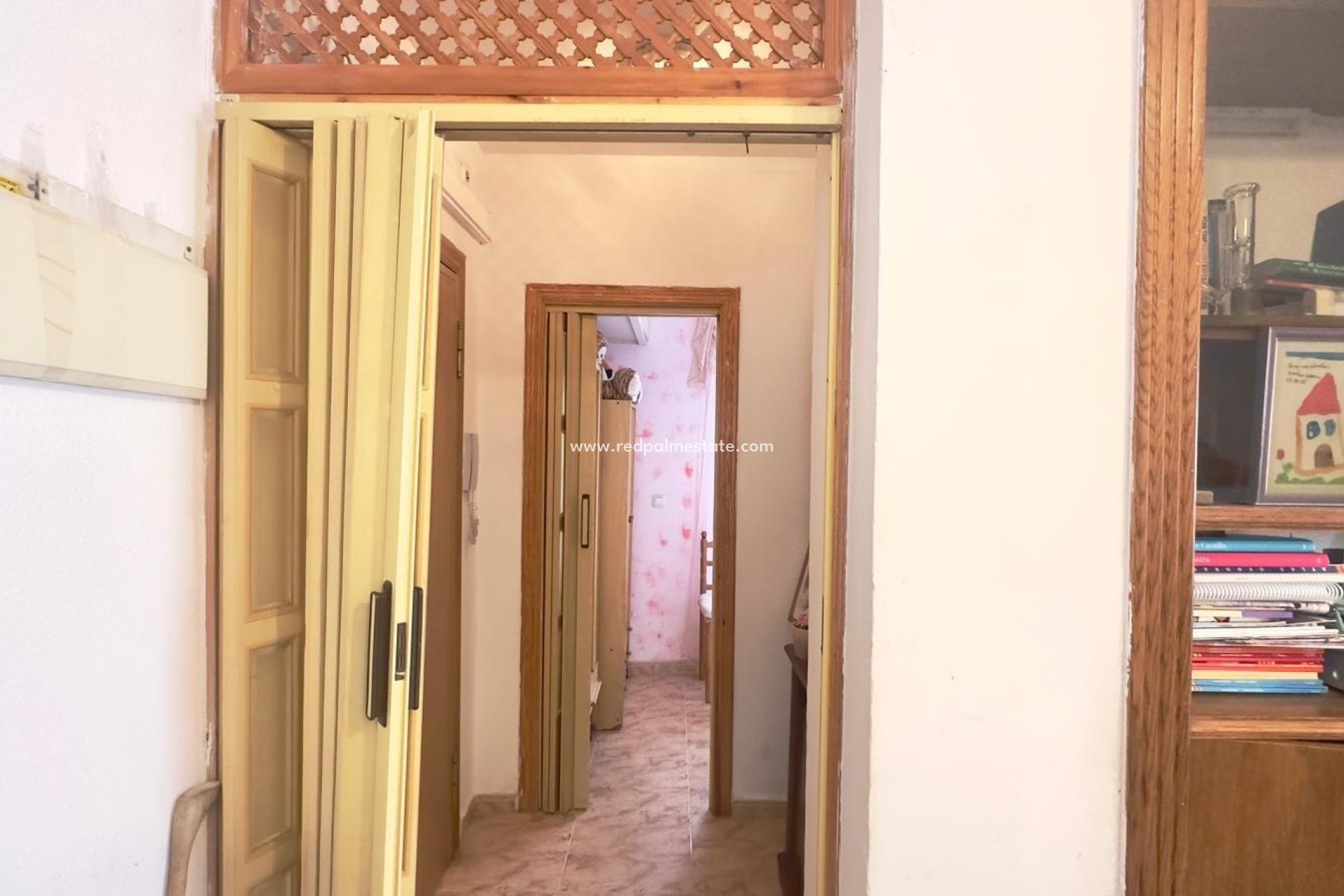 Resale - Apartment -
Torrevieja - Centro Torrevieja
