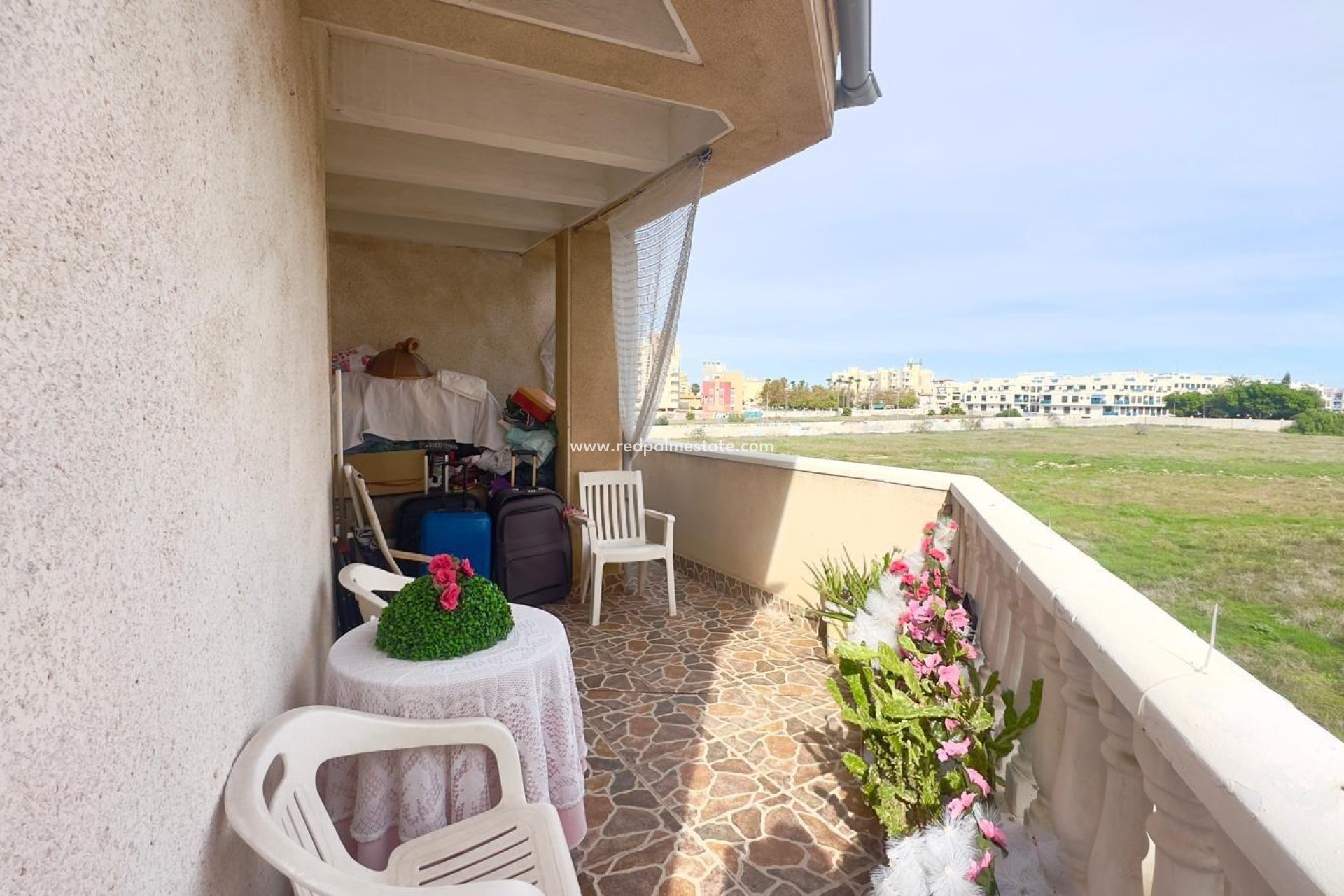 Resale - Apartment -
Torrevieja - Centro Torrevieja