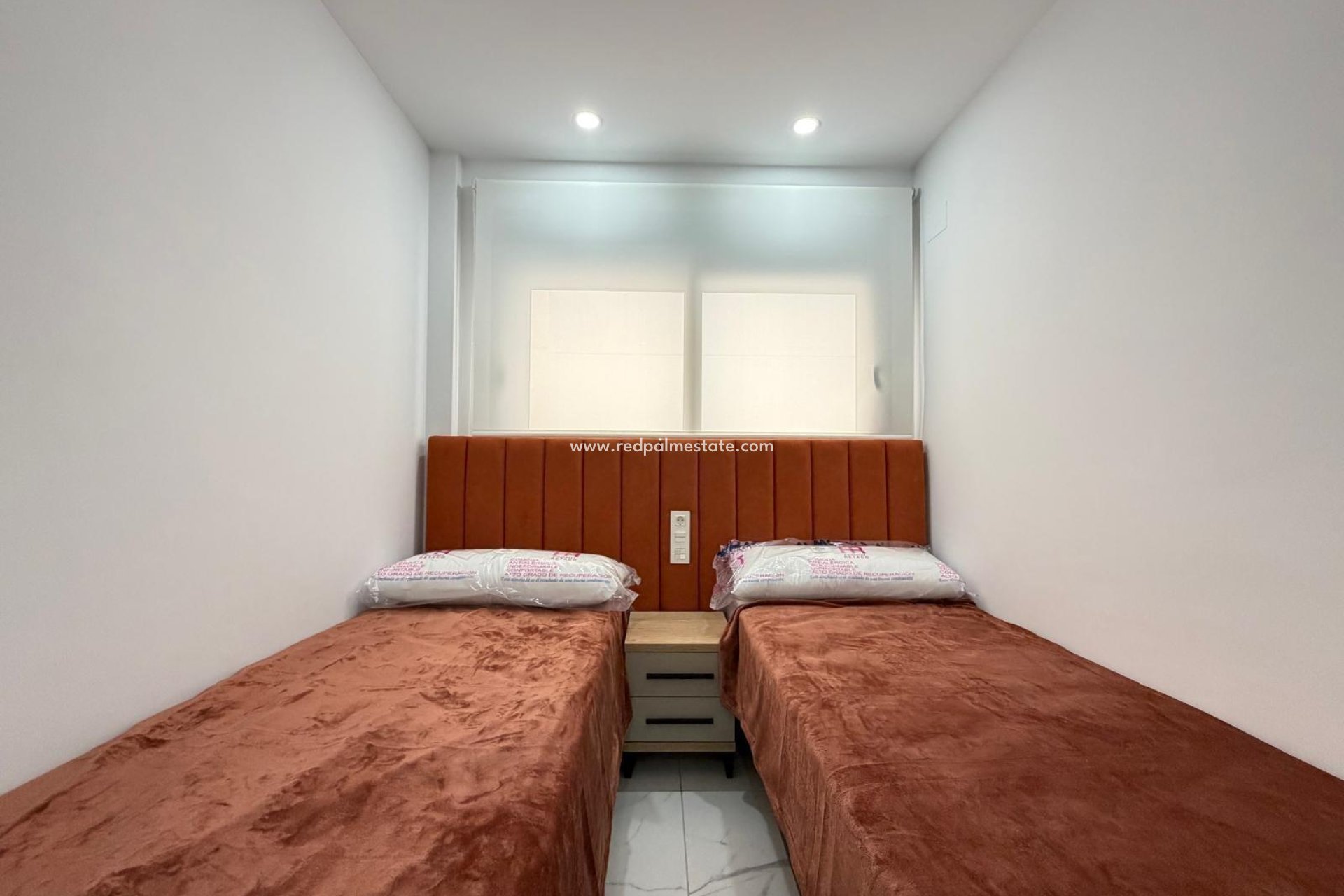 Resale - Apartment -
Torrevieja - Centro Torrevieja