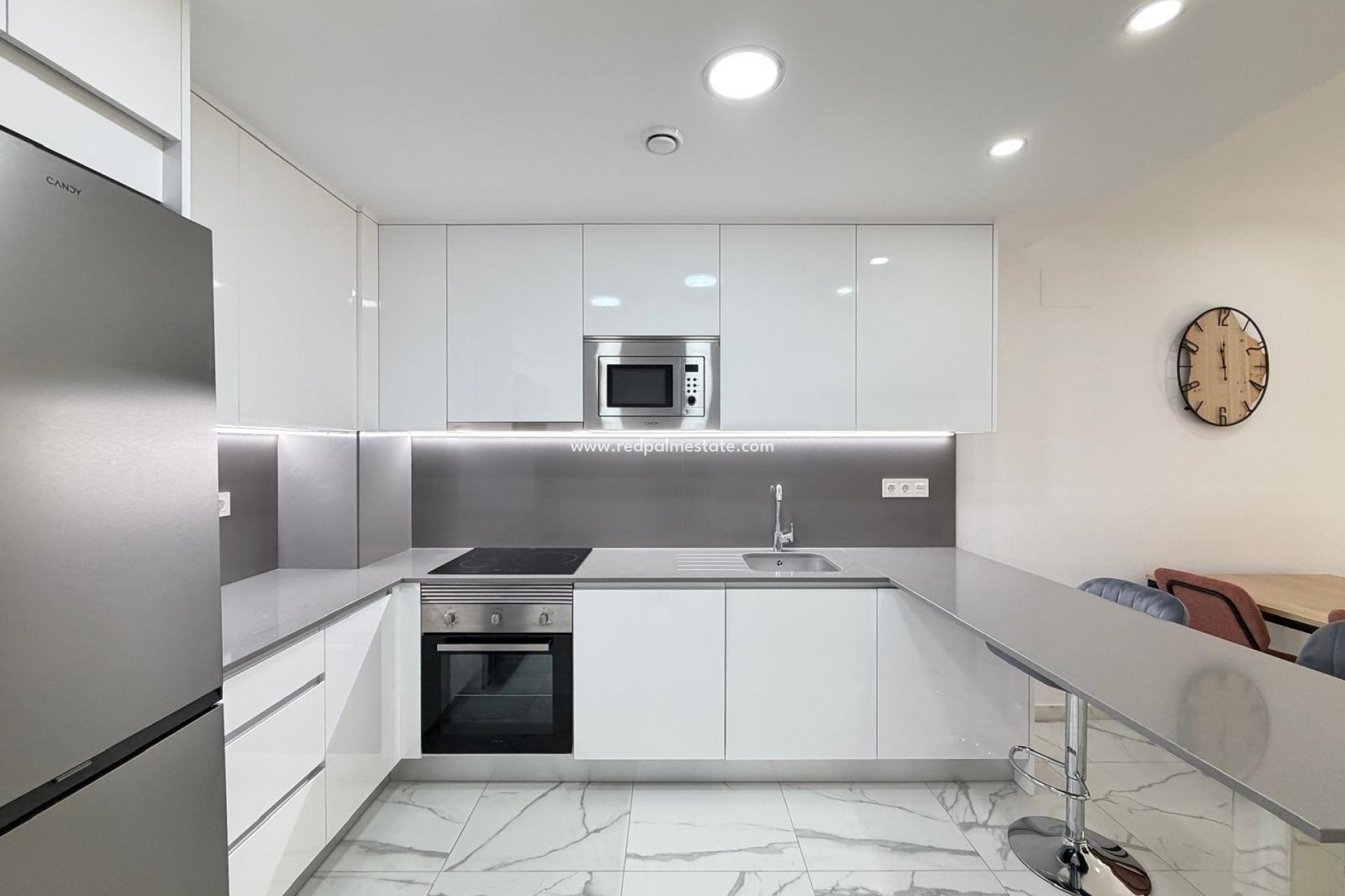 Resale - Apartment -
Torrevieja - Centro Torrevieja