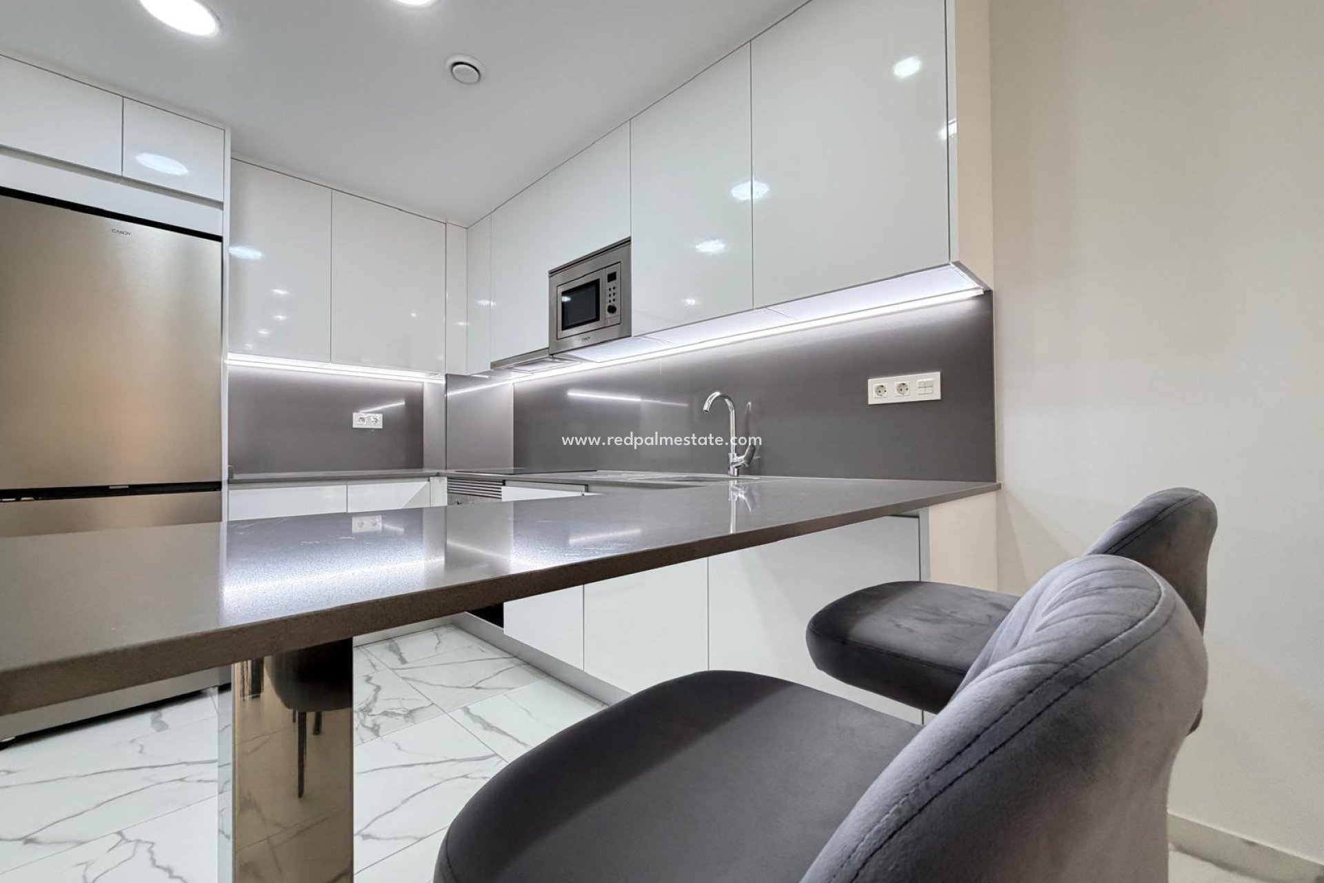 Resale - Apartment -
Torrevieja - Centro Torrevieja