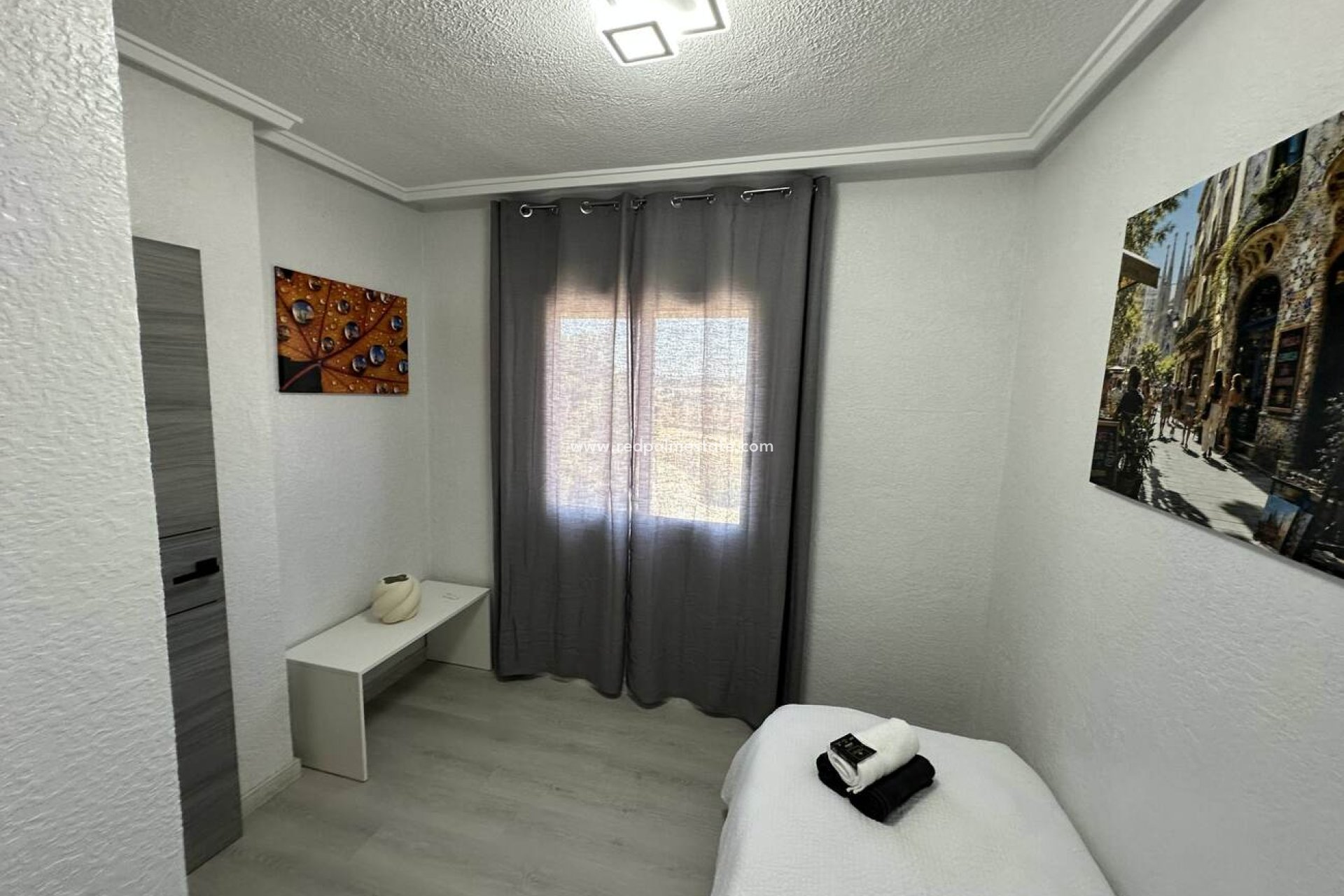 Resale - Apartment -
Torrevieja - Centro Torrevieja