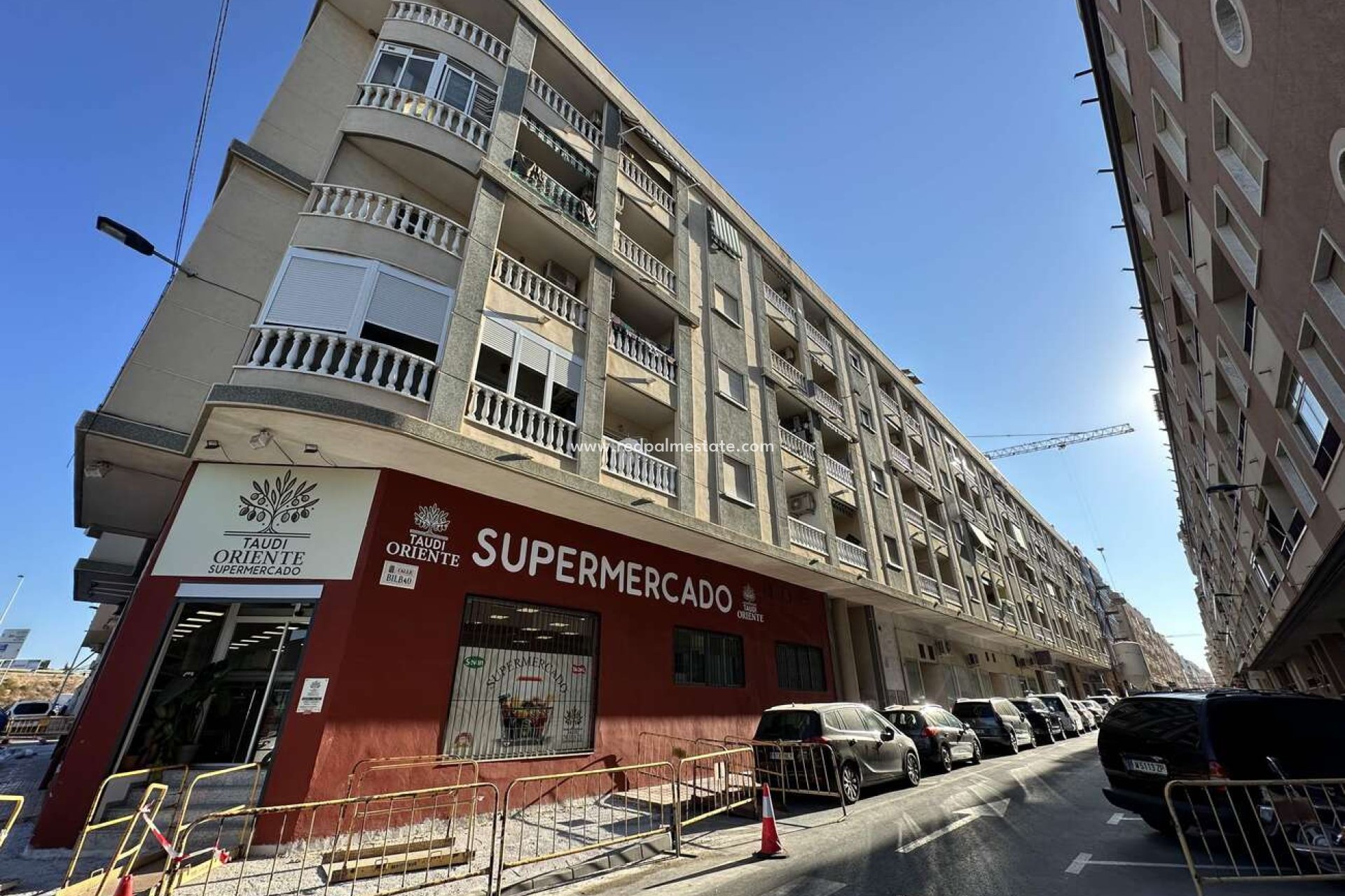Resale - Apartment -
Torrevieja - Centro Torrevieja