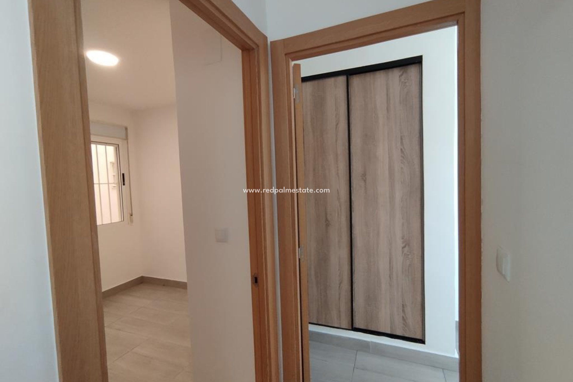 Resale - Apartment -
Torrevieja - Centro Torrevieja