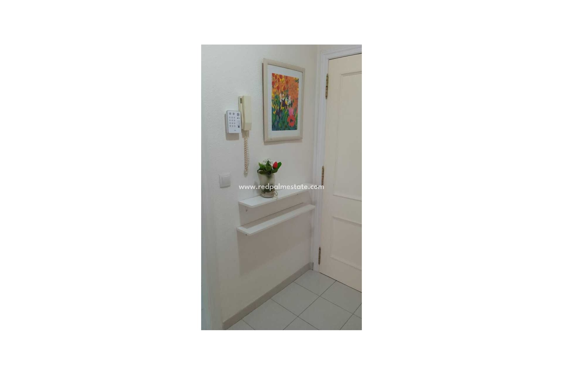 Resale - Apartment -
Torrevieja - Centro Torrevieja