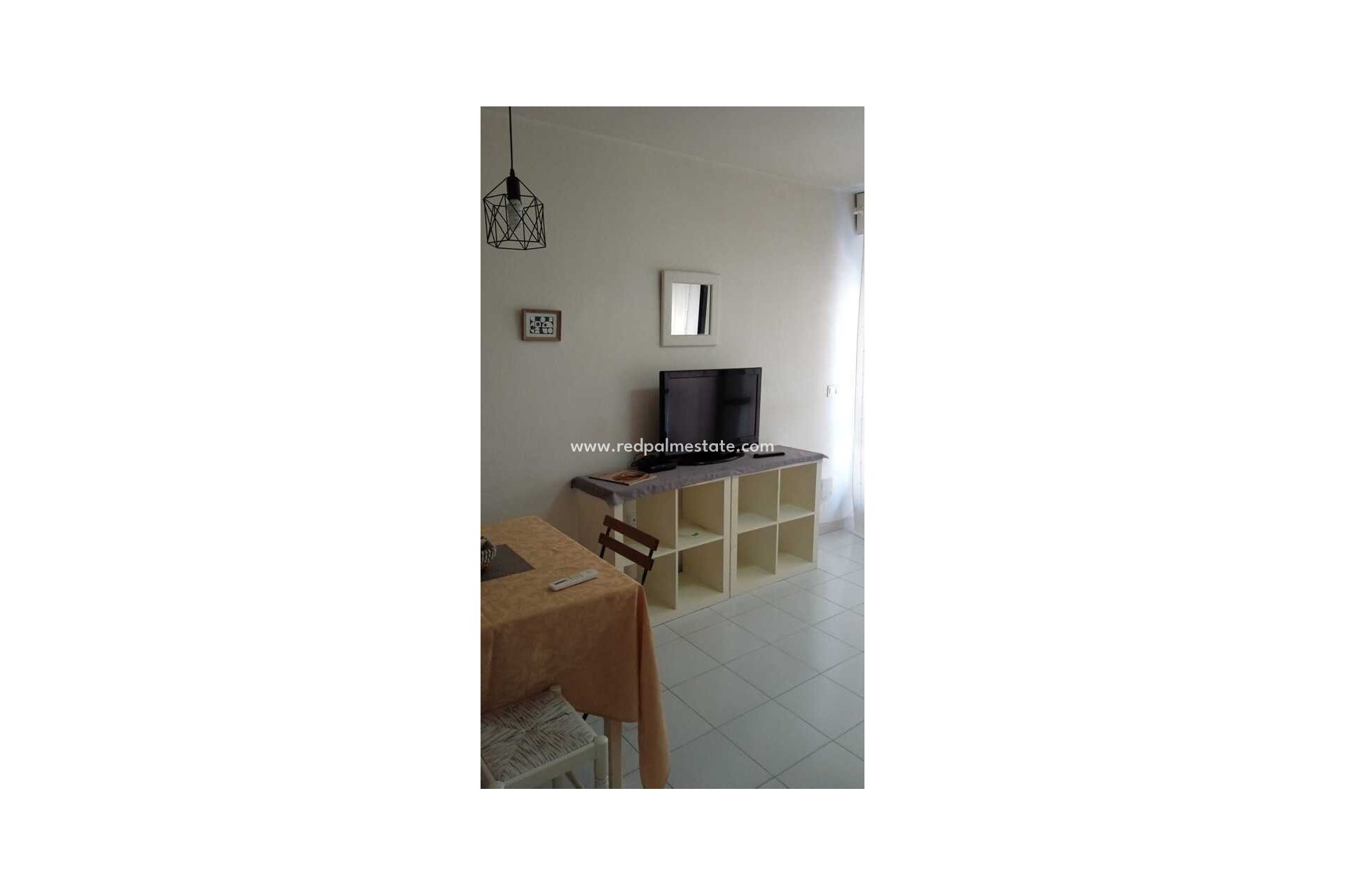 Resale - Apartment -
Torrevieja - Centro Torrevieja